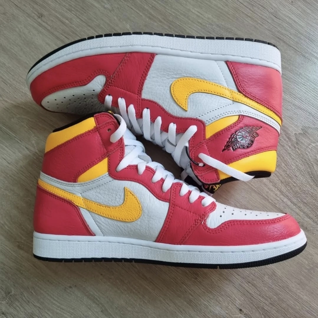 Jordan 1 Retro High OG Light Fusion Red 착용 스타일