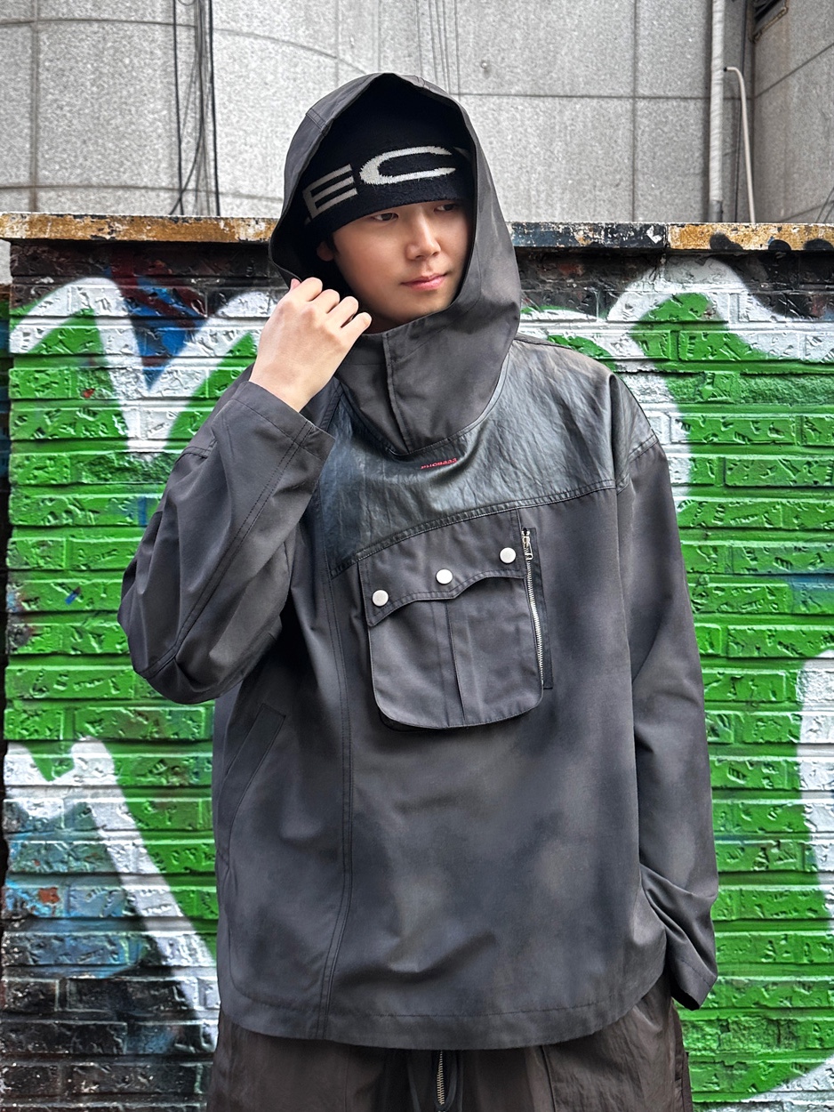 PHOS333 Chasing Nova Anorak Black, [KREAM 단독] PHOS333 Chasing Nova Anorak Burgundy 착용 스타일 - 2