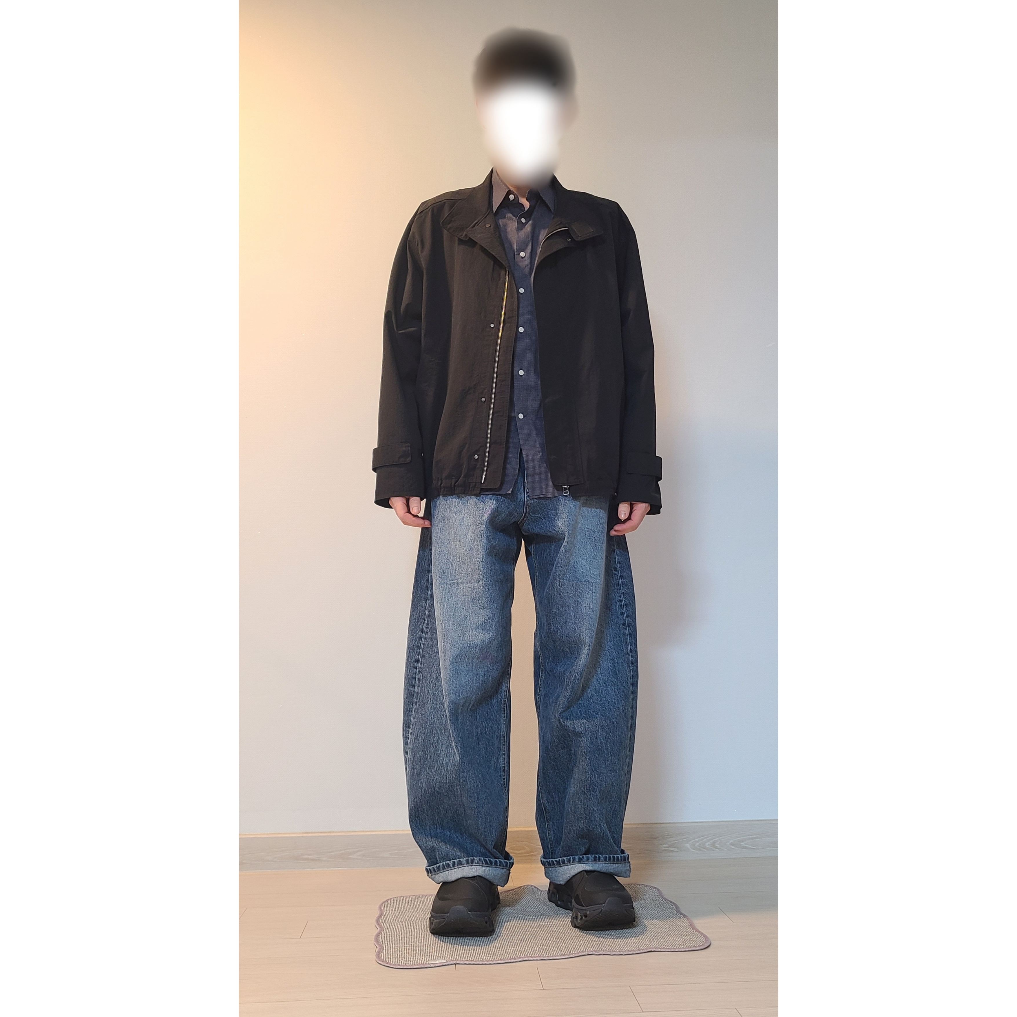 Hatchingroom Wide Curve Jeans Washed Blue, On Running x Post Archive Faction (Paf) Cloudmonster 2 Black Magnet 착용 스타일
