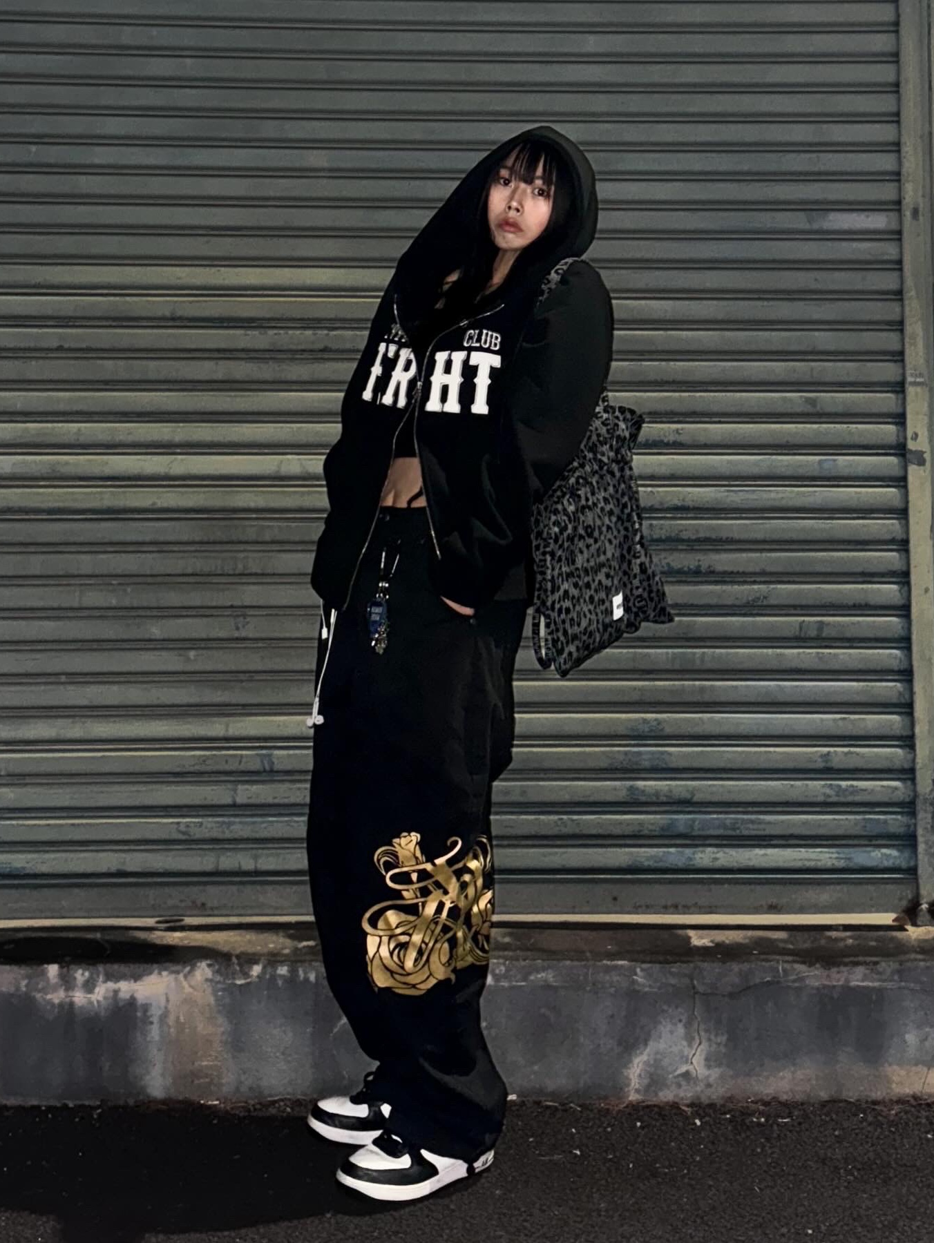 Thisisneverthat x Grateful Dead Dancing Bears Keychain Silver, Nike x Stussy Air Force 1 '07 Mid SP Black and Light Bone 착용 스타일 - 2