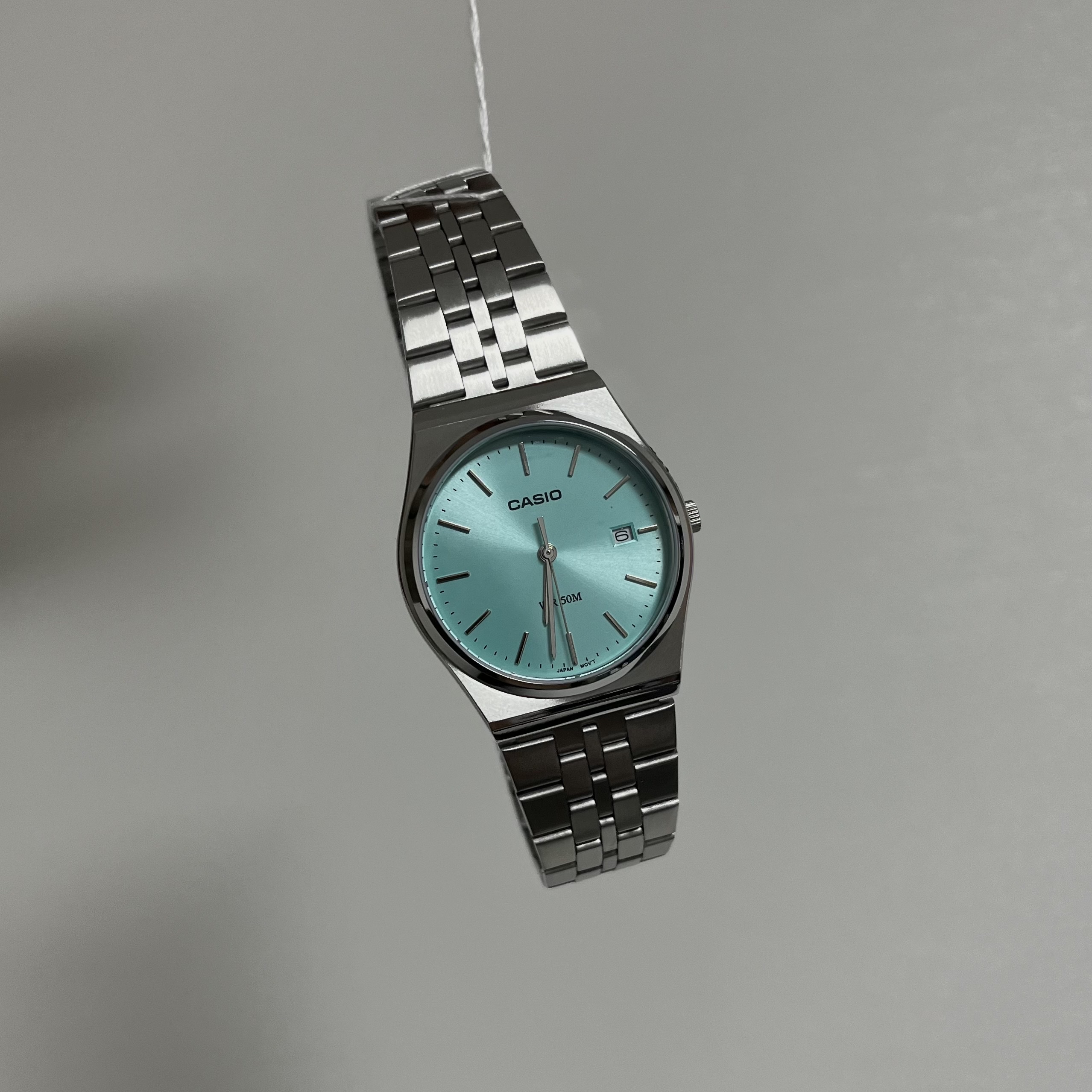 Casio MTP-B145D-2A1V 착용 스타일 - 1