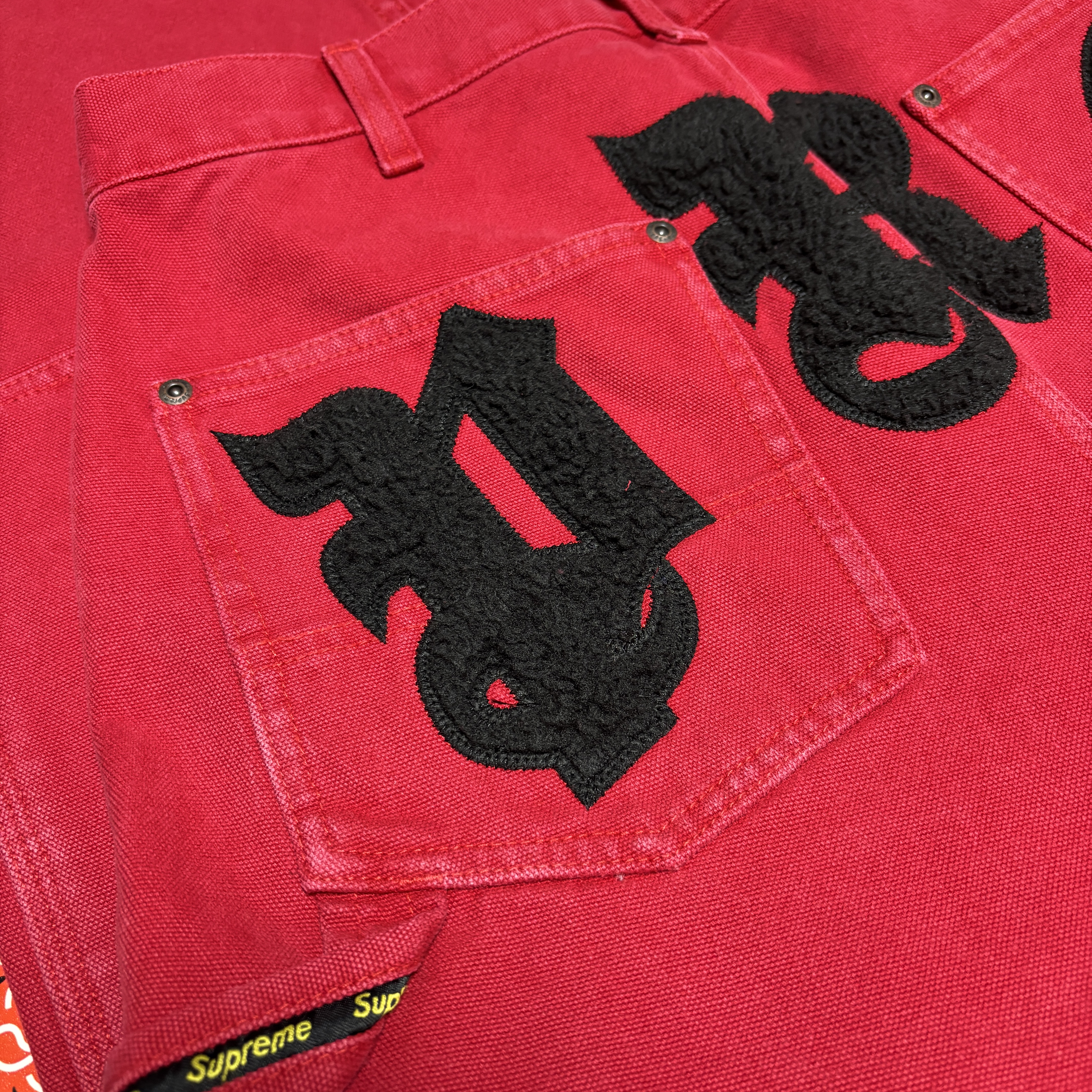 Supreme Old English Canvas Double Knee Painter Pant Red - 25SS 착용 스타일 - 3