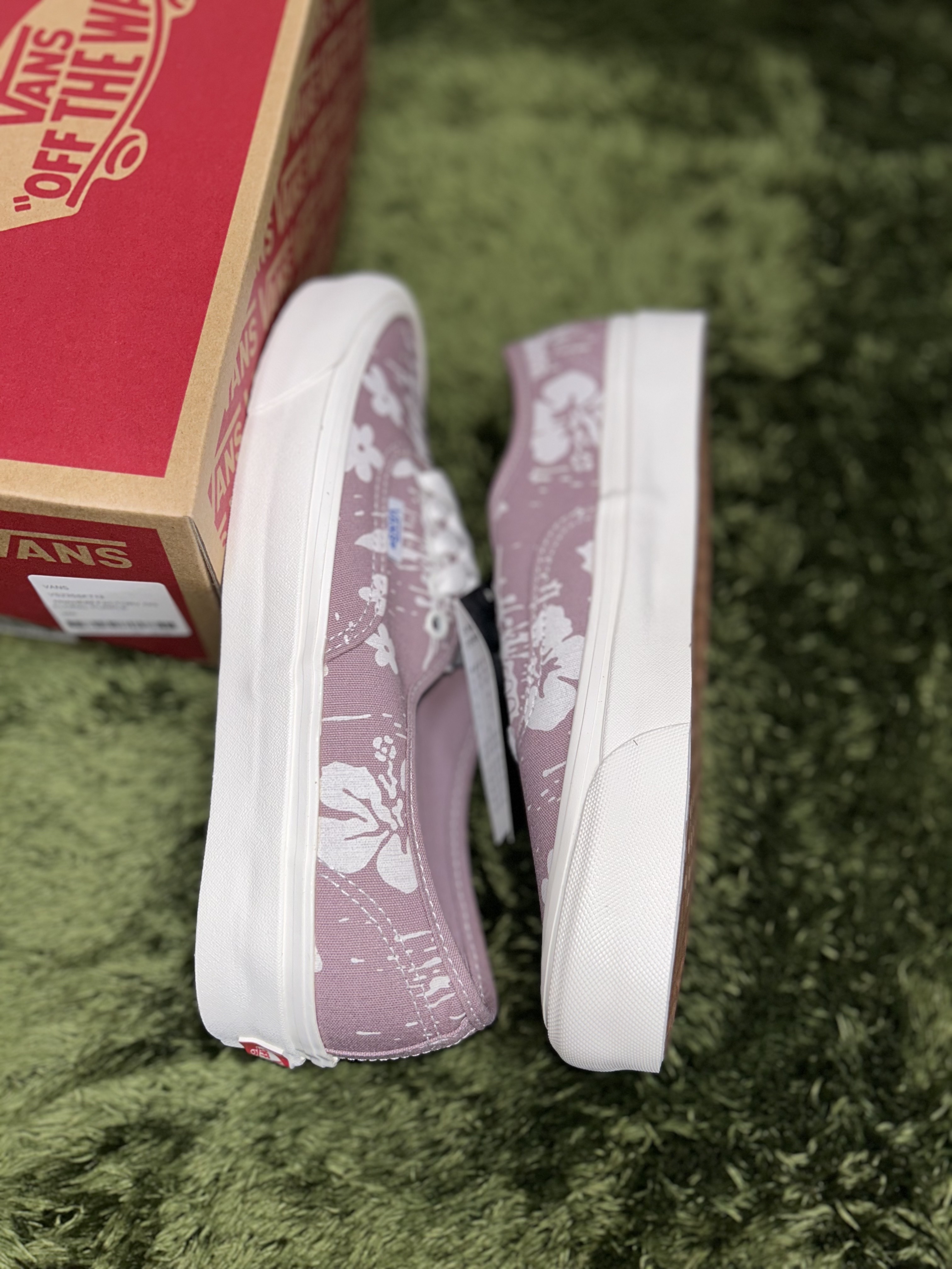 Vans Authentic 44 DX Anaheim Factory Purple White 착용 스타일 - 4