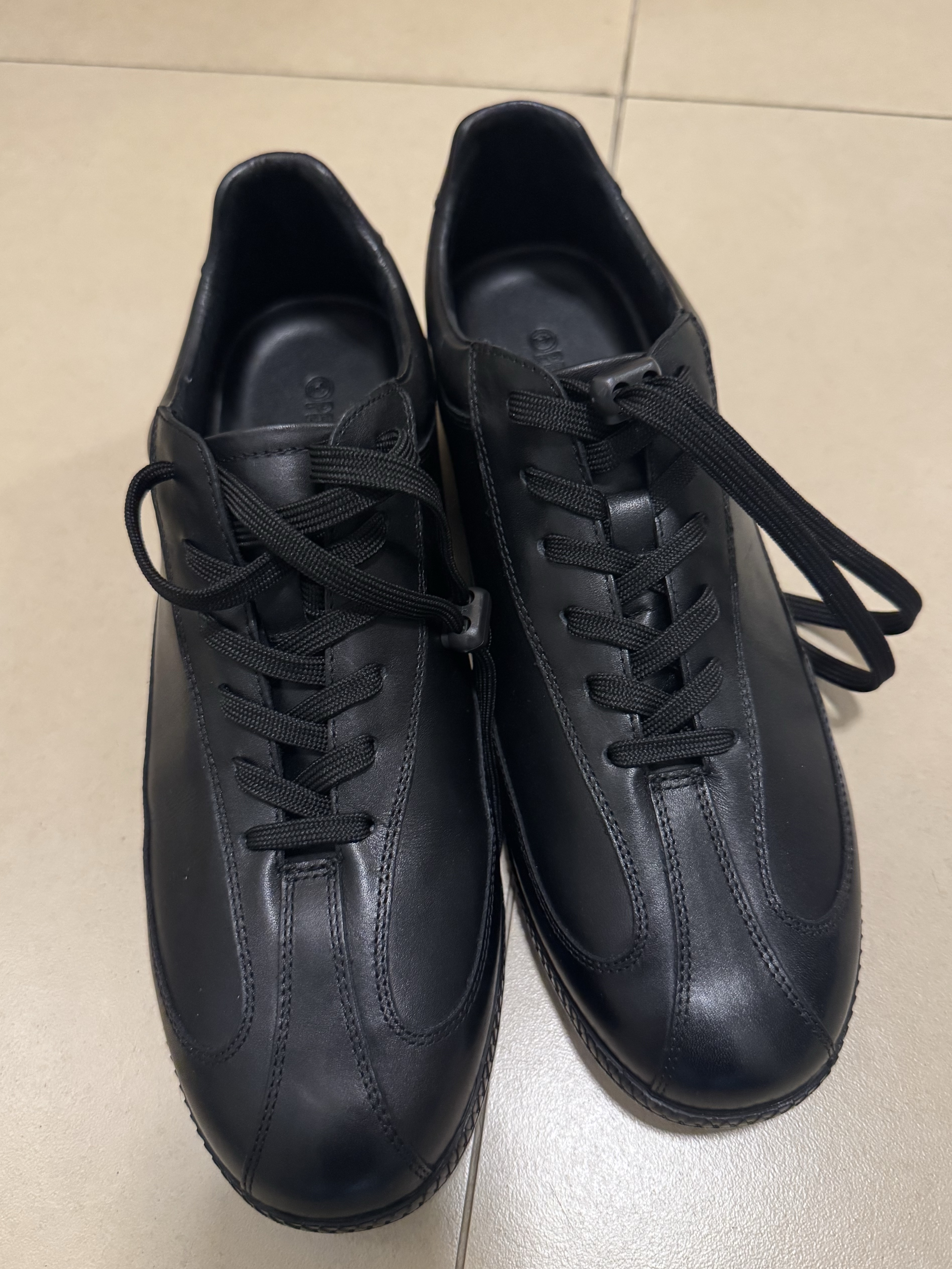 Pemont Dress Black 착용 스타일