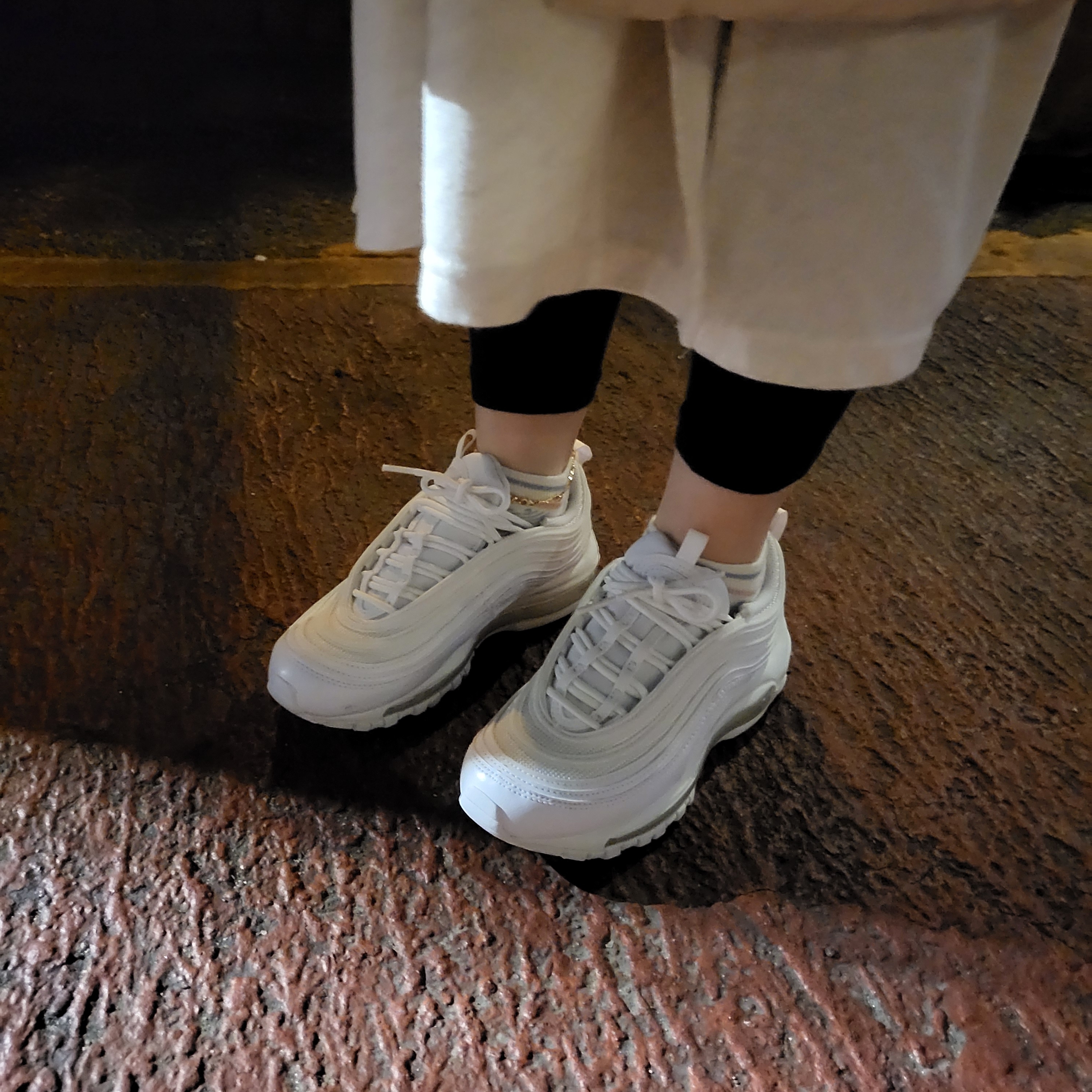 (W) Nike Air Max 97 Next Nature White 착용 스타일 - 1