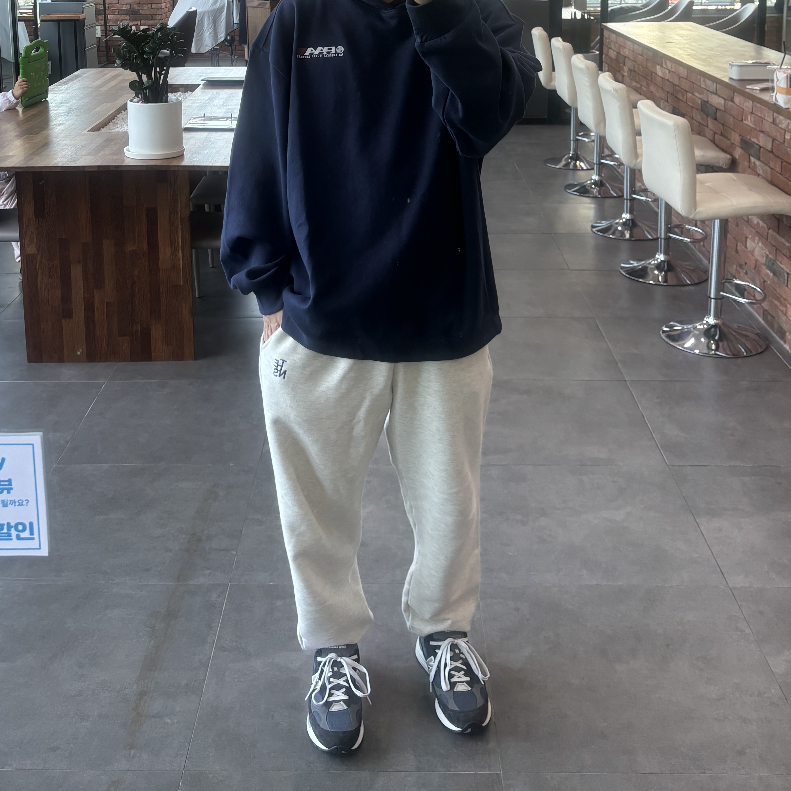 New Balance 992 Made in USA Navy 착용 스타일