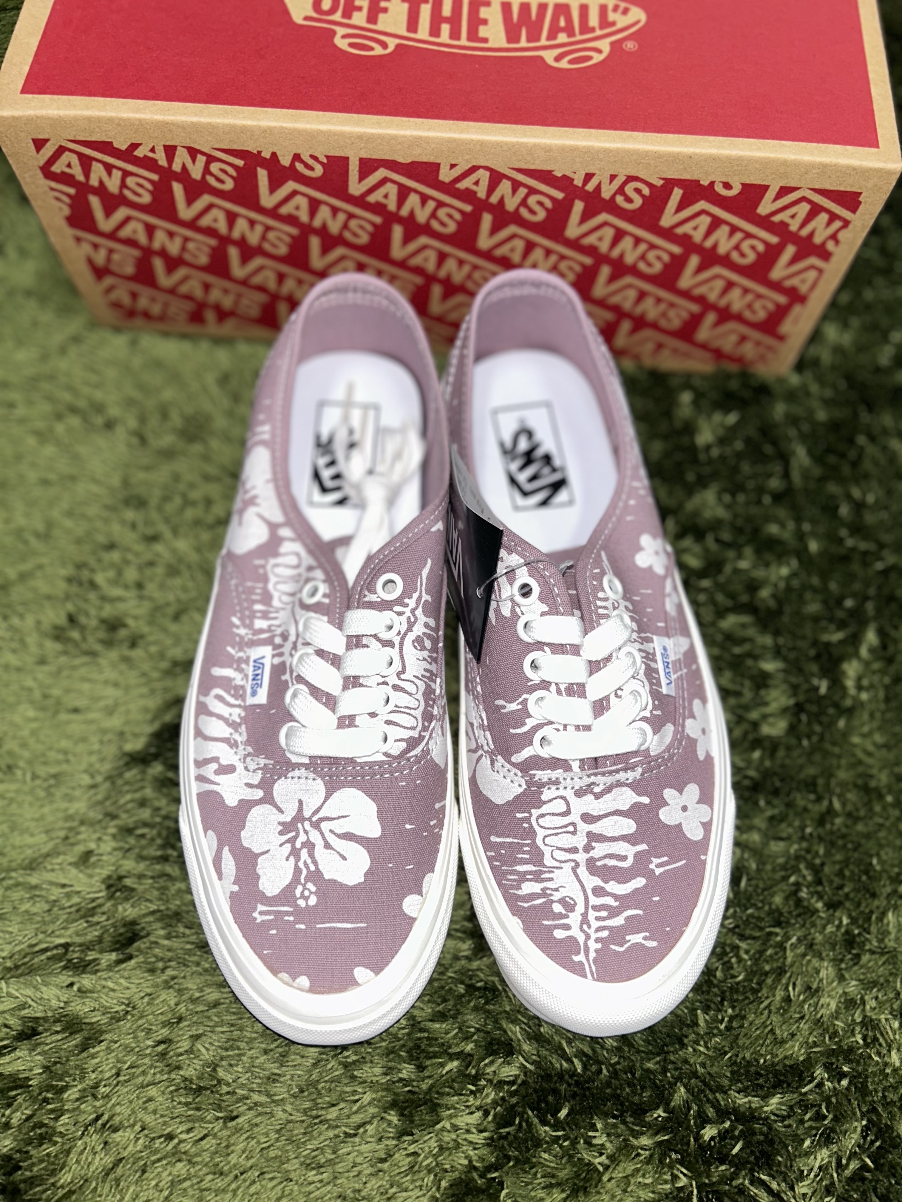 Vans Authentic 44 DX Anaheim Factory Purple White 착용 스타일 - 2