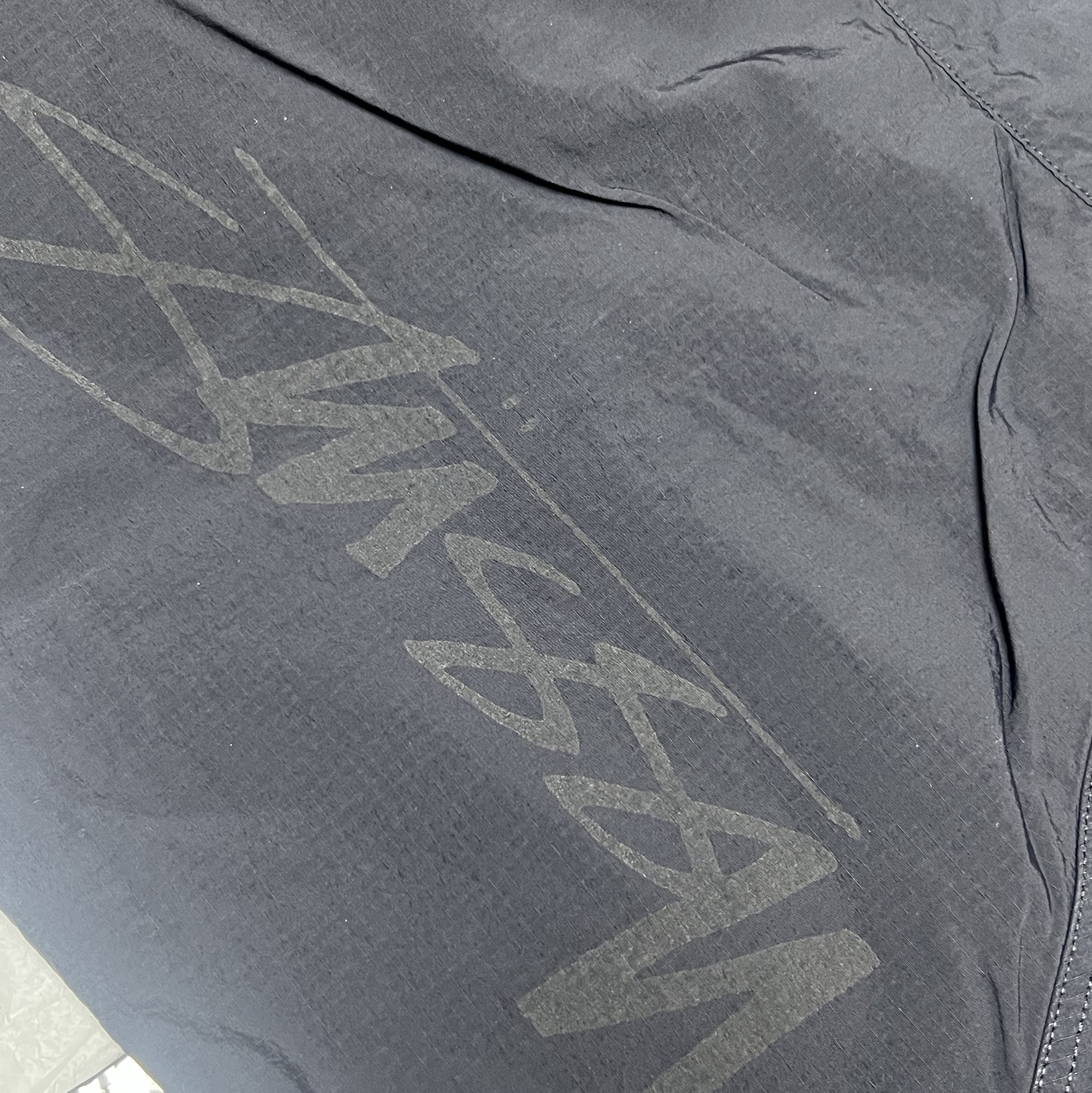 Stussy Warm Up Jacket Black 착용 스타일 - 2