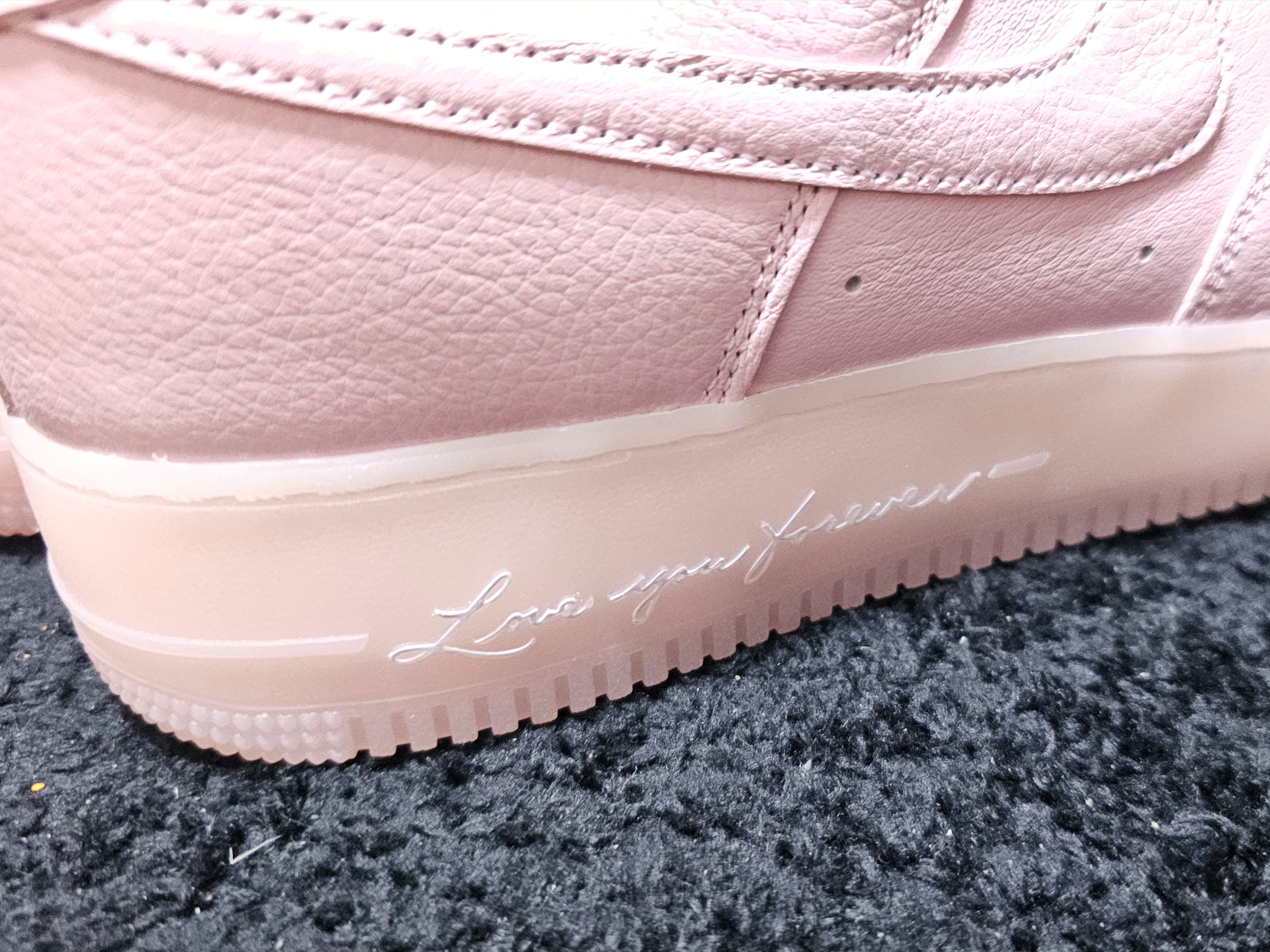 Nike x Drake Nocta Air Force 1 Low SP Certified Lover Boy Pink Foam 착용 스타일 - 1