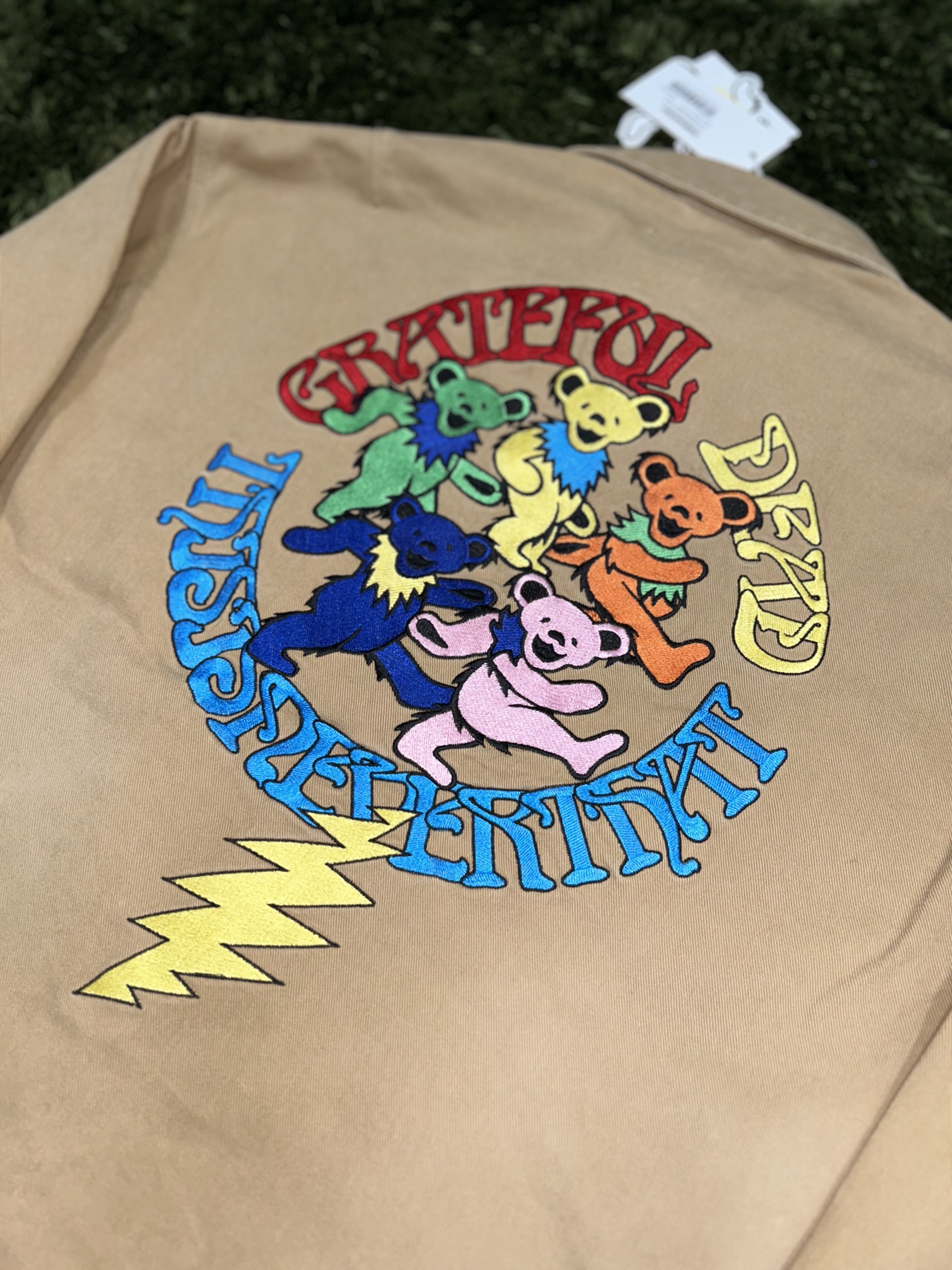 Thisisneverthat x Grateful Dead Lightning Carpenter Jacket Tan 착용 스타일 - 1