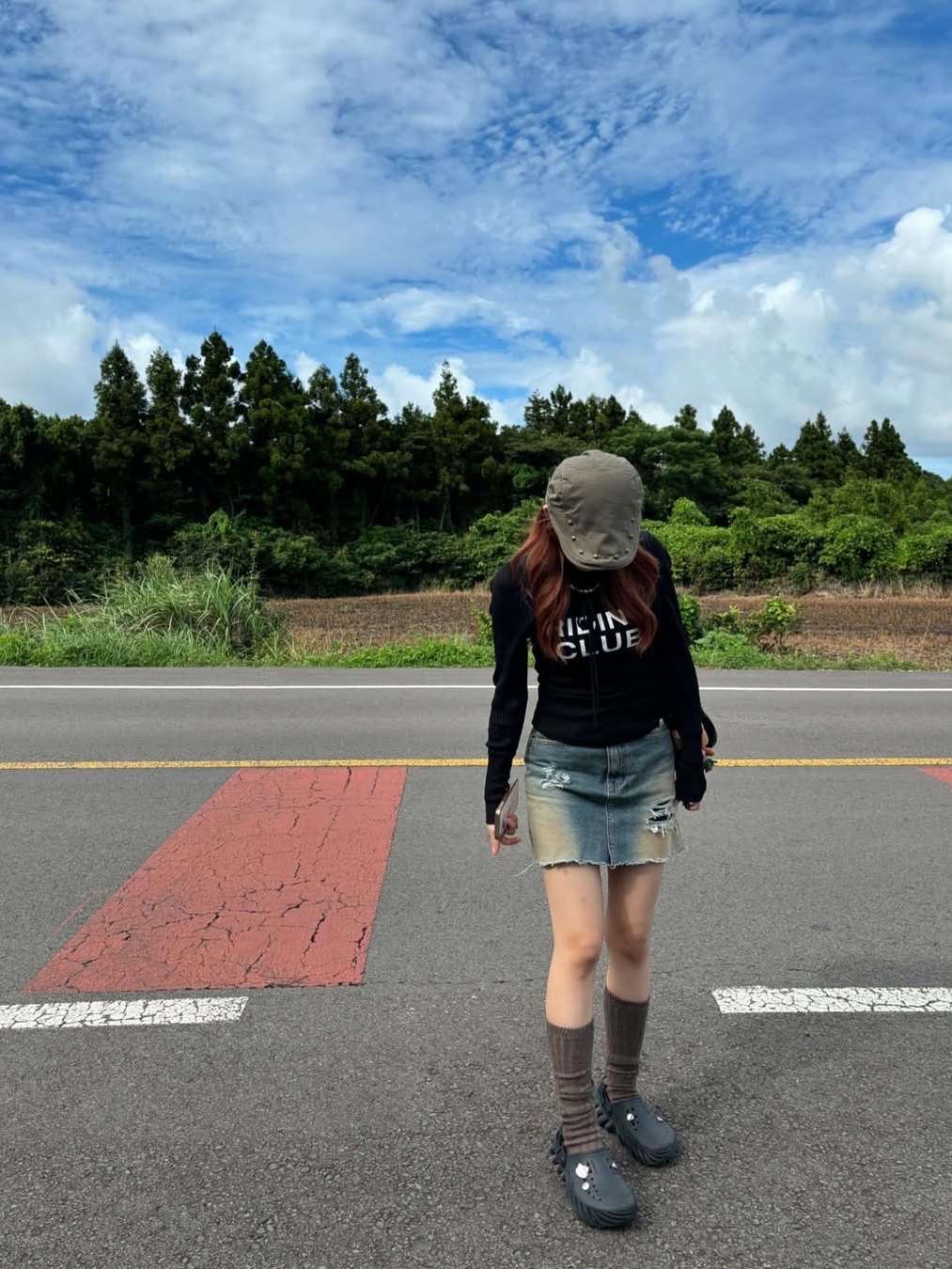 Miyhoo Riding Club Sleeveless Black 착용 스타일