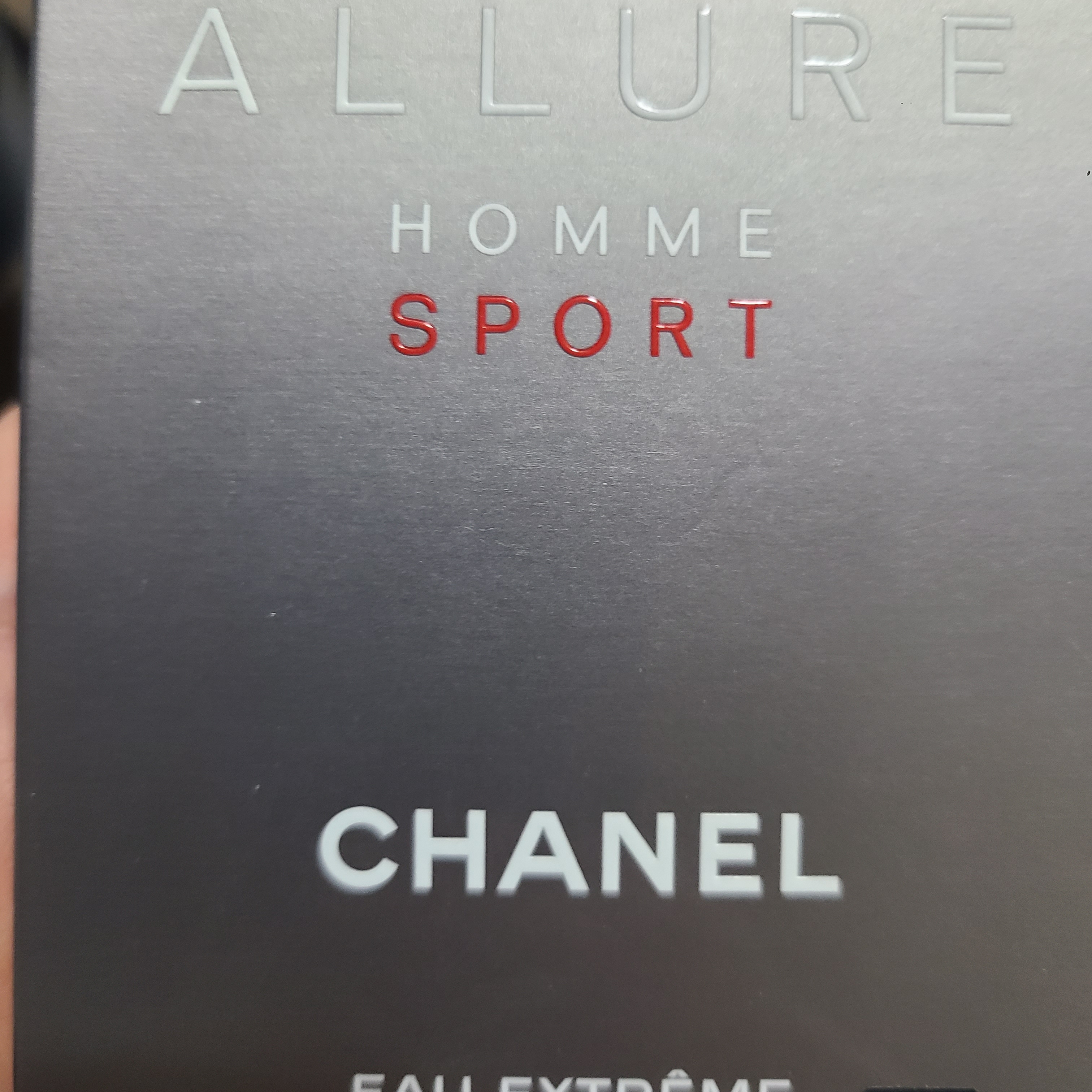 Chanel Allure Homme Sprort Eau Extreme Eau De Parfum 100ml 착용 스타일 - 2
