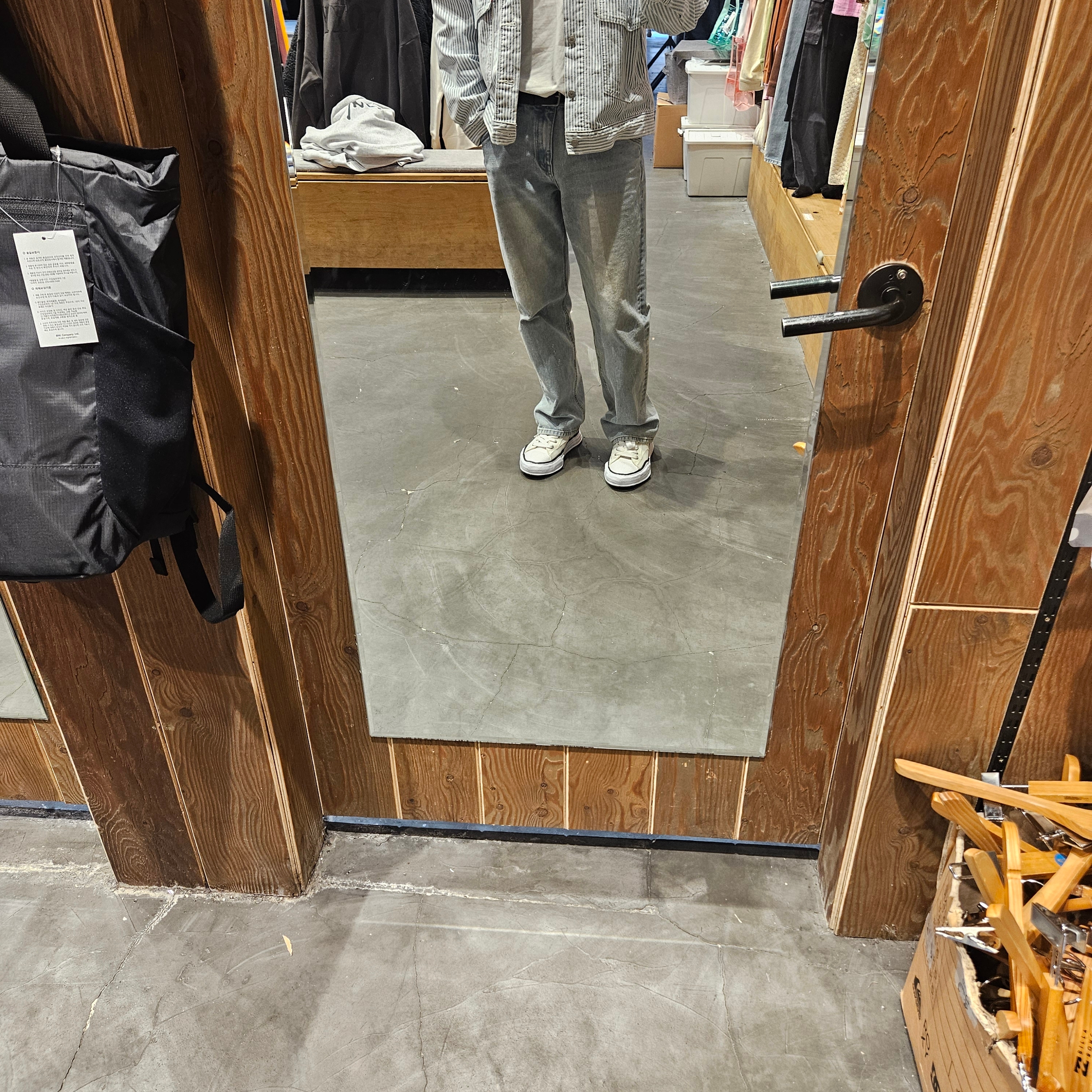 Maison Mihara Yasuhiro Peterson OG Sole Canvas Low Sneakers White 착용 스타일 - 2