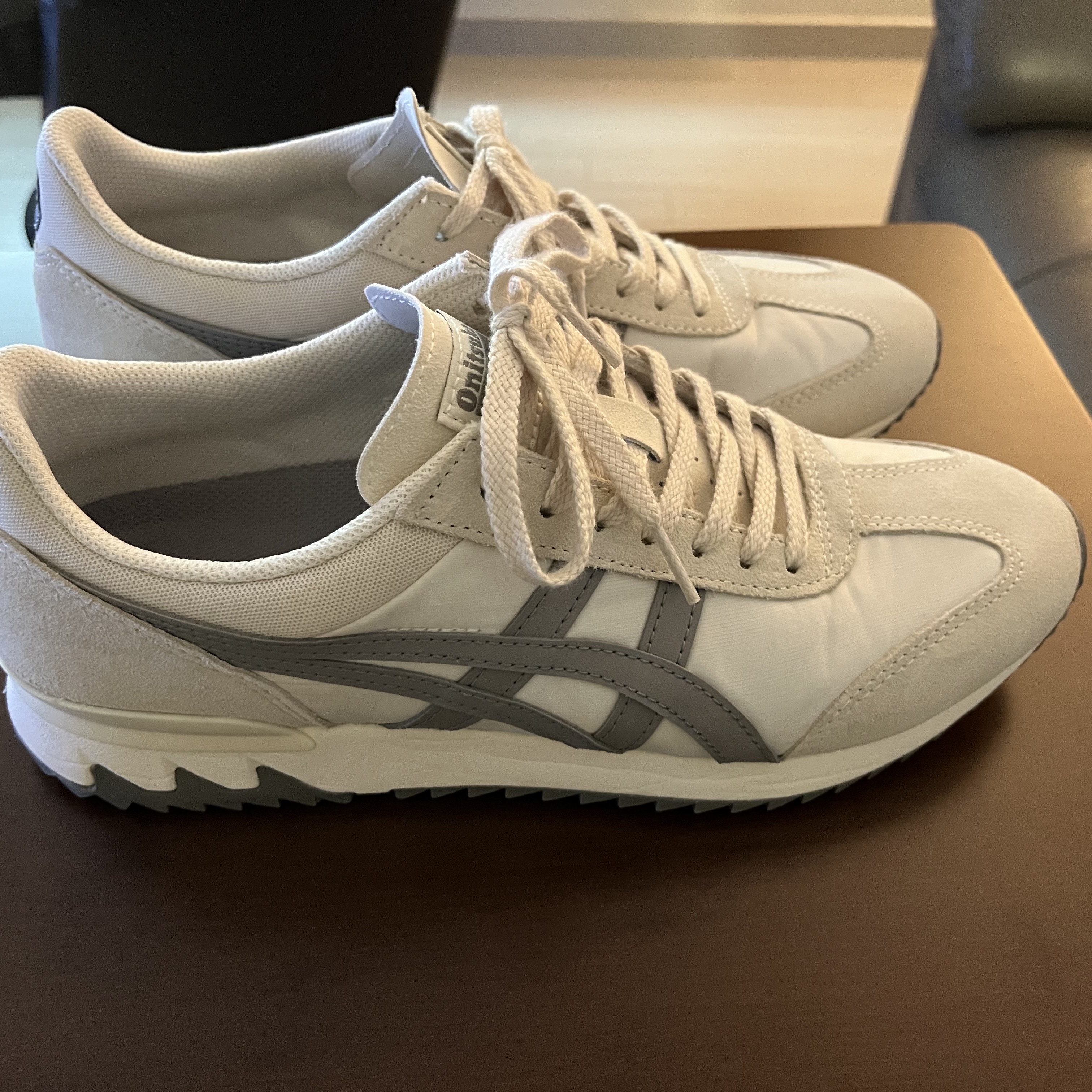 Onitsuka Tiger California 78 EX Birch Steeple Grey 착용 스타일