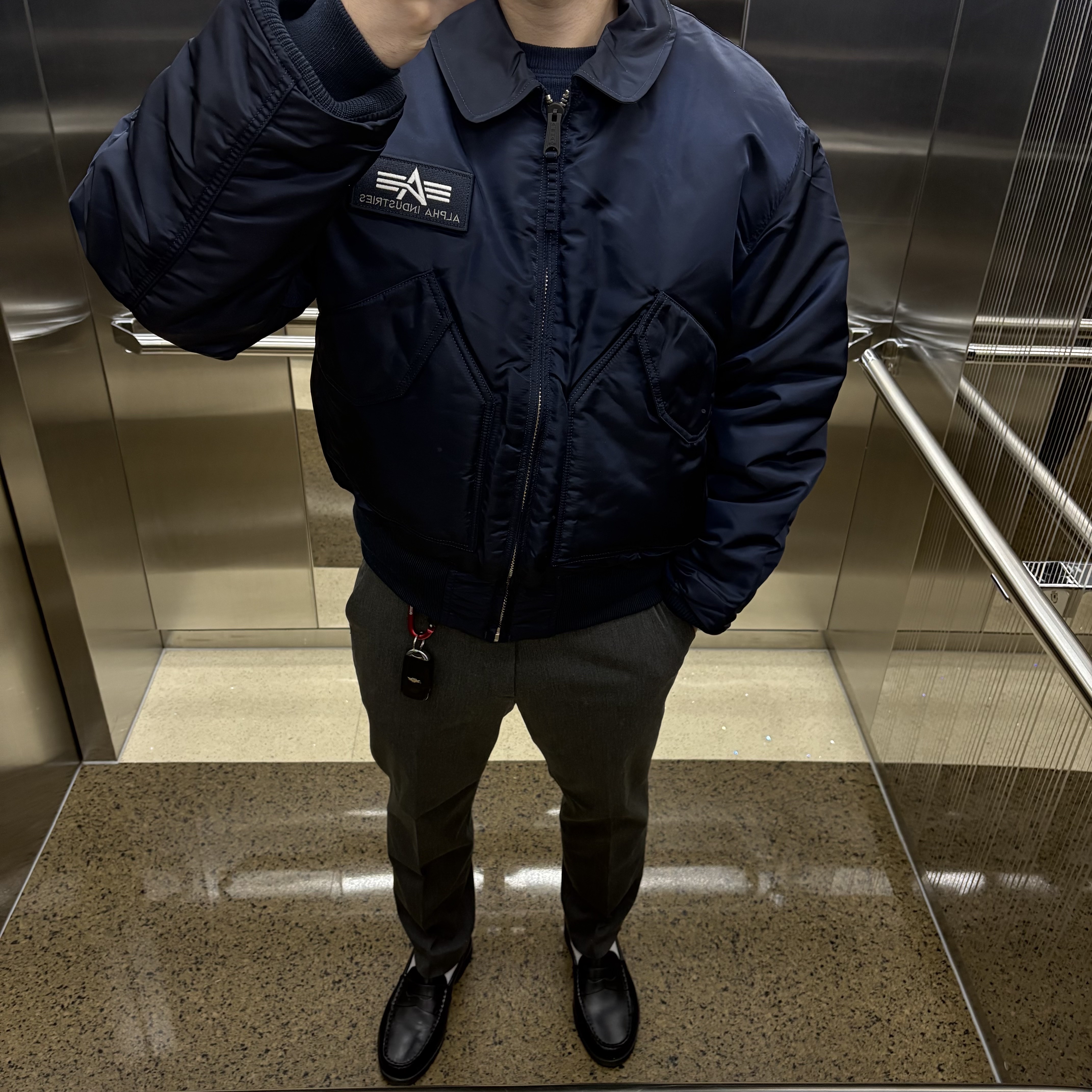 ALPHA INDUSTRIES ALPHA Cwu 45/p Flight Jacket Replica Blue, Rockport Classic Penny Loafer Black - W Wide 착용 스타일