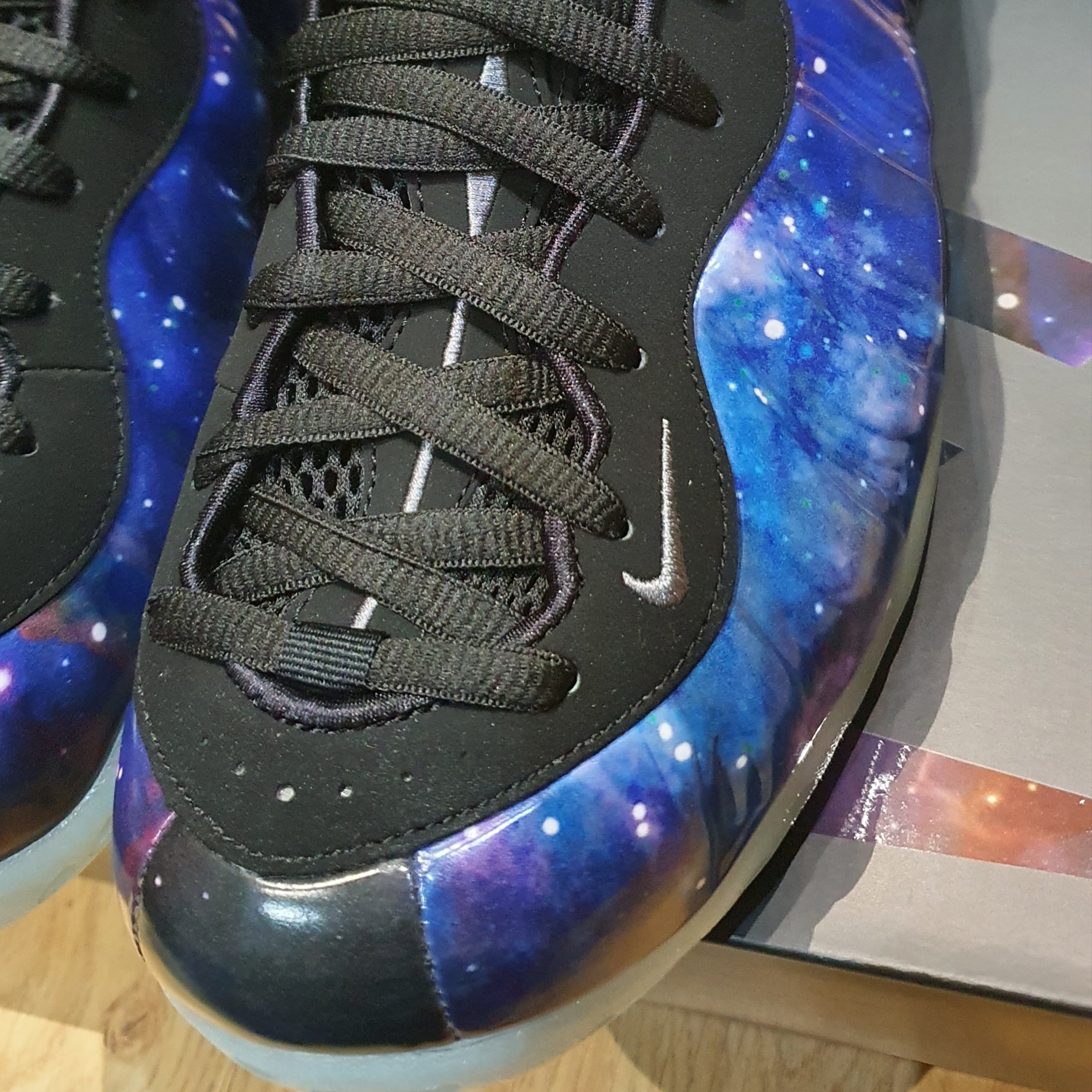 Nike Air Foamposite One Galaxy 착용 스타일 - 2