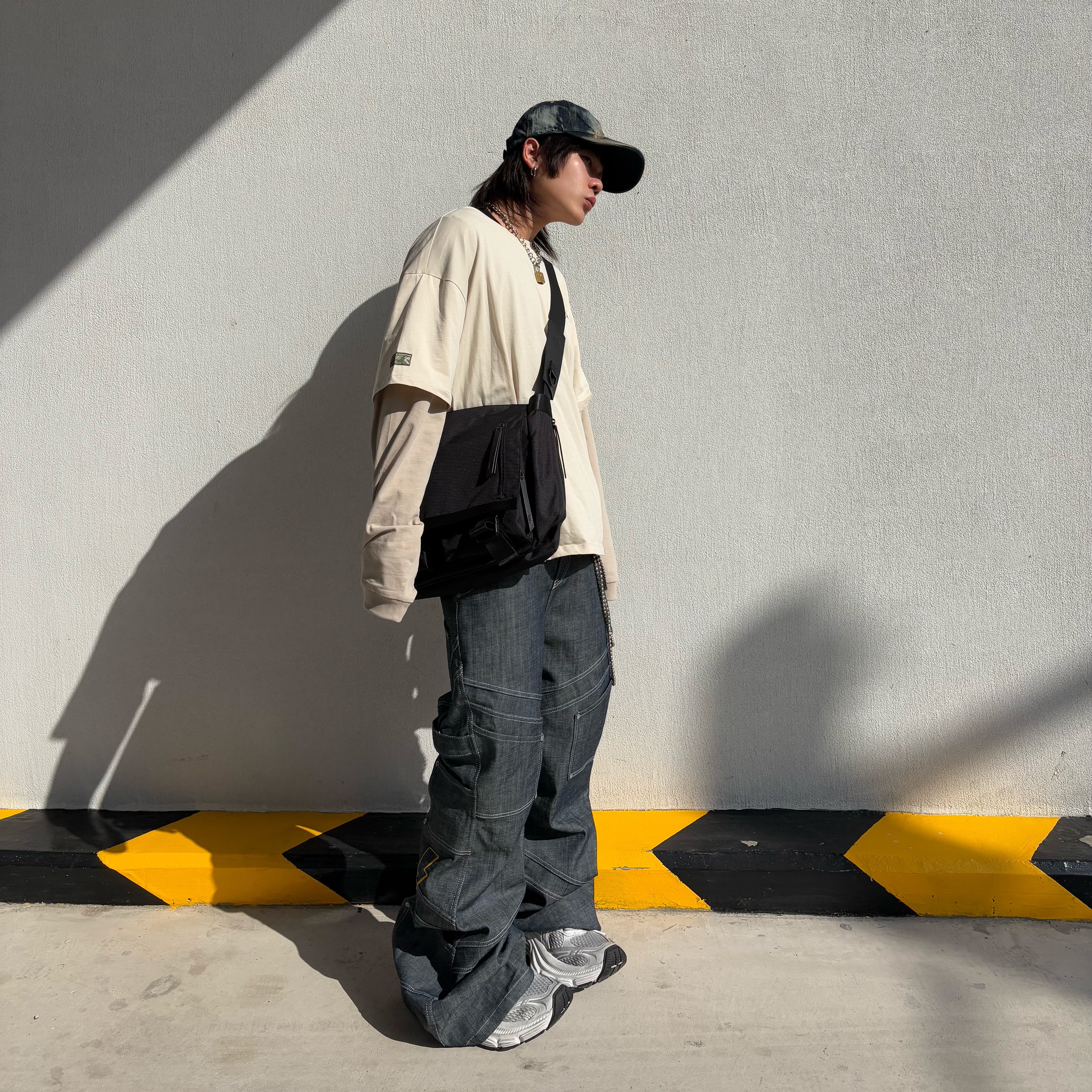 PACOSPLY Garage Denim Cap Navy, Balenciaga 10XL Sneakers White Grey Silver Black 착용 스타일 - 1