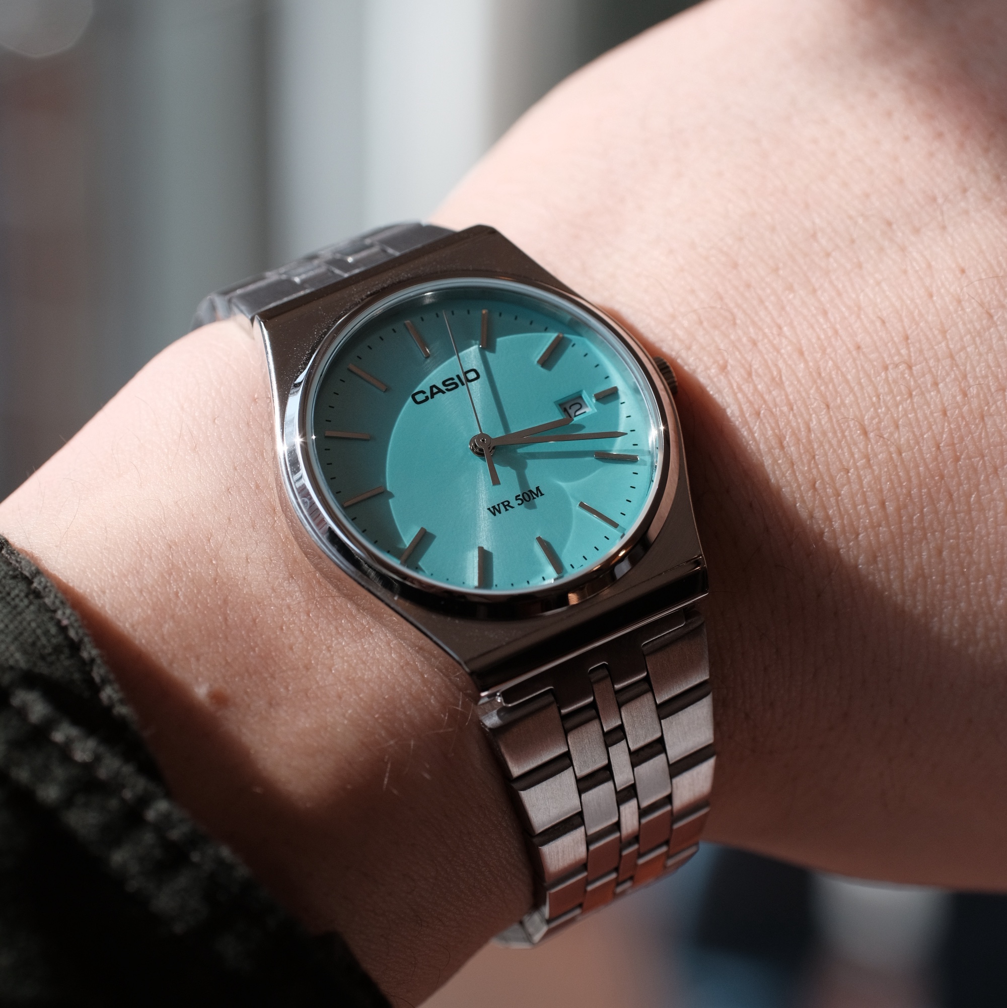 Casio MTP-B145D-2A1V 착용 스타일 - 1