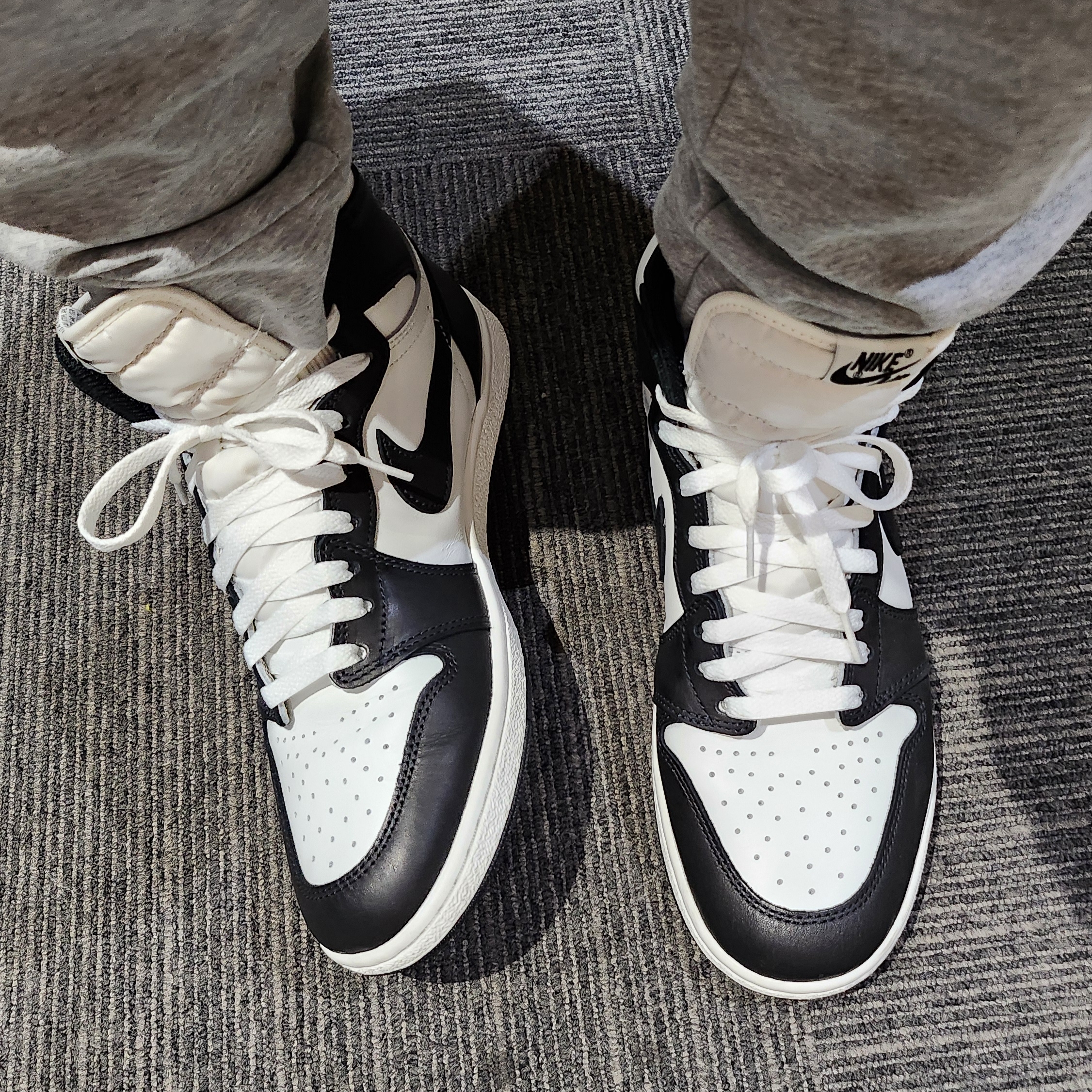Jordan 1 High 85 Black White 착용 스타일 - 1