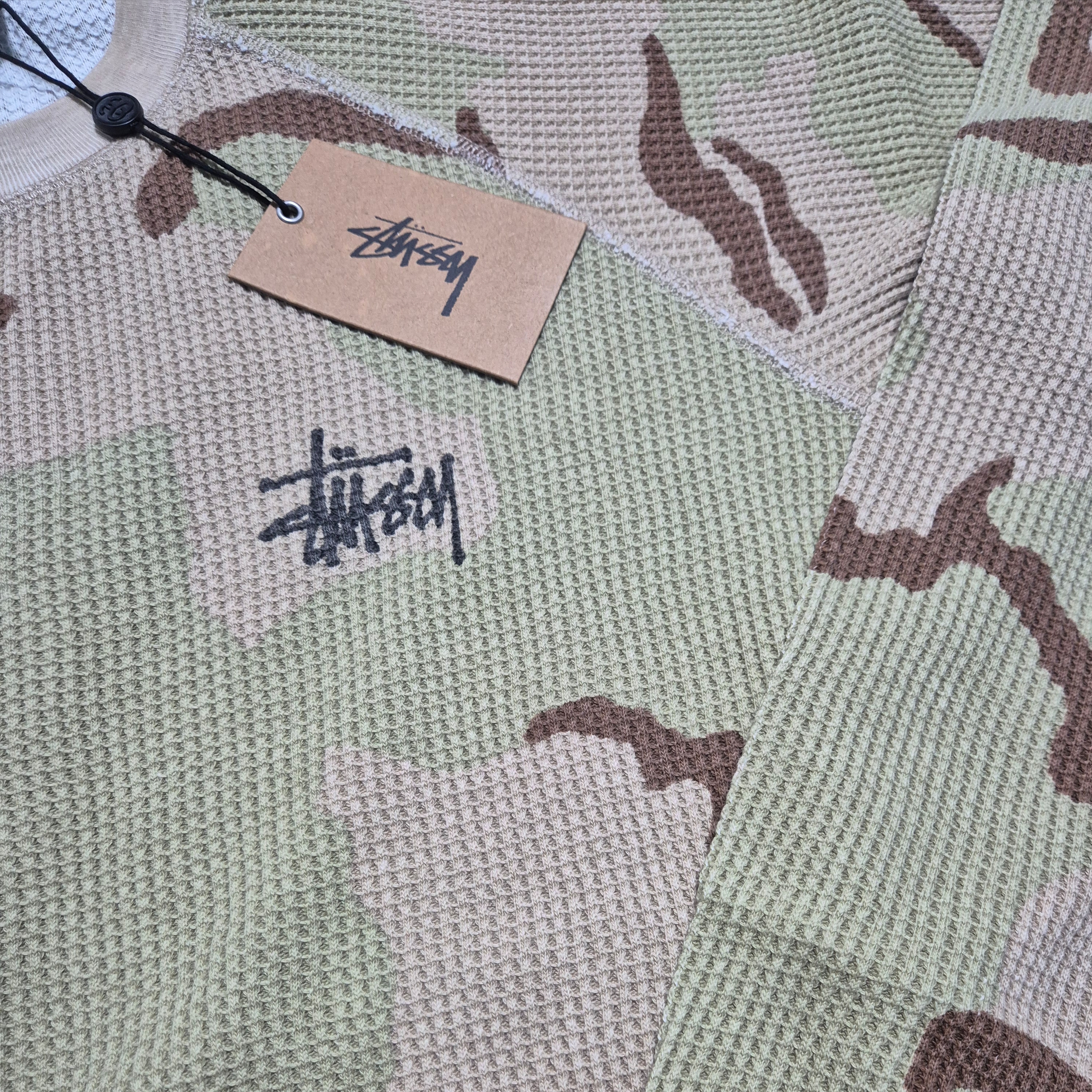 Stussy Raglan Thermal LS Crew Sand Camo 착용 스타일 - 1