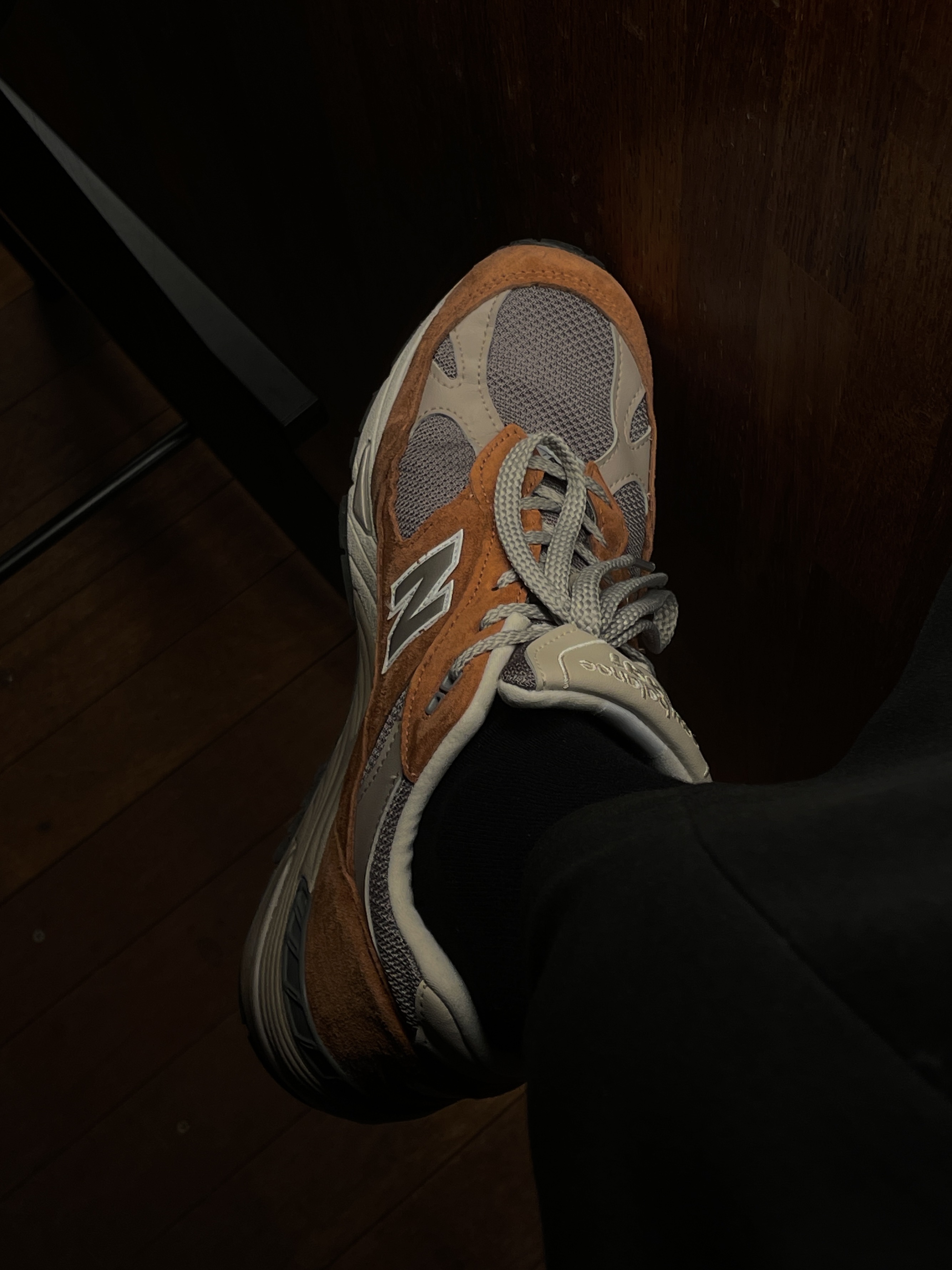 New Balance 991 Made in UK Sequoia Falcon 착용 스타일