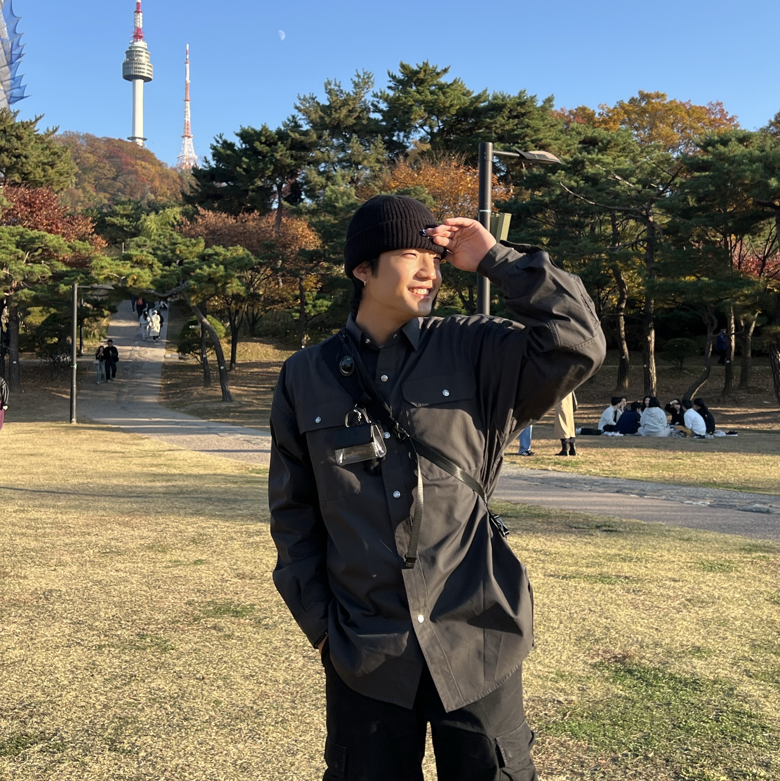 Supreme Overdyed Beanie Black, C.P. Company Nylon B Crossbody Rucksack Black - 22FW 착용 스타일 - 2