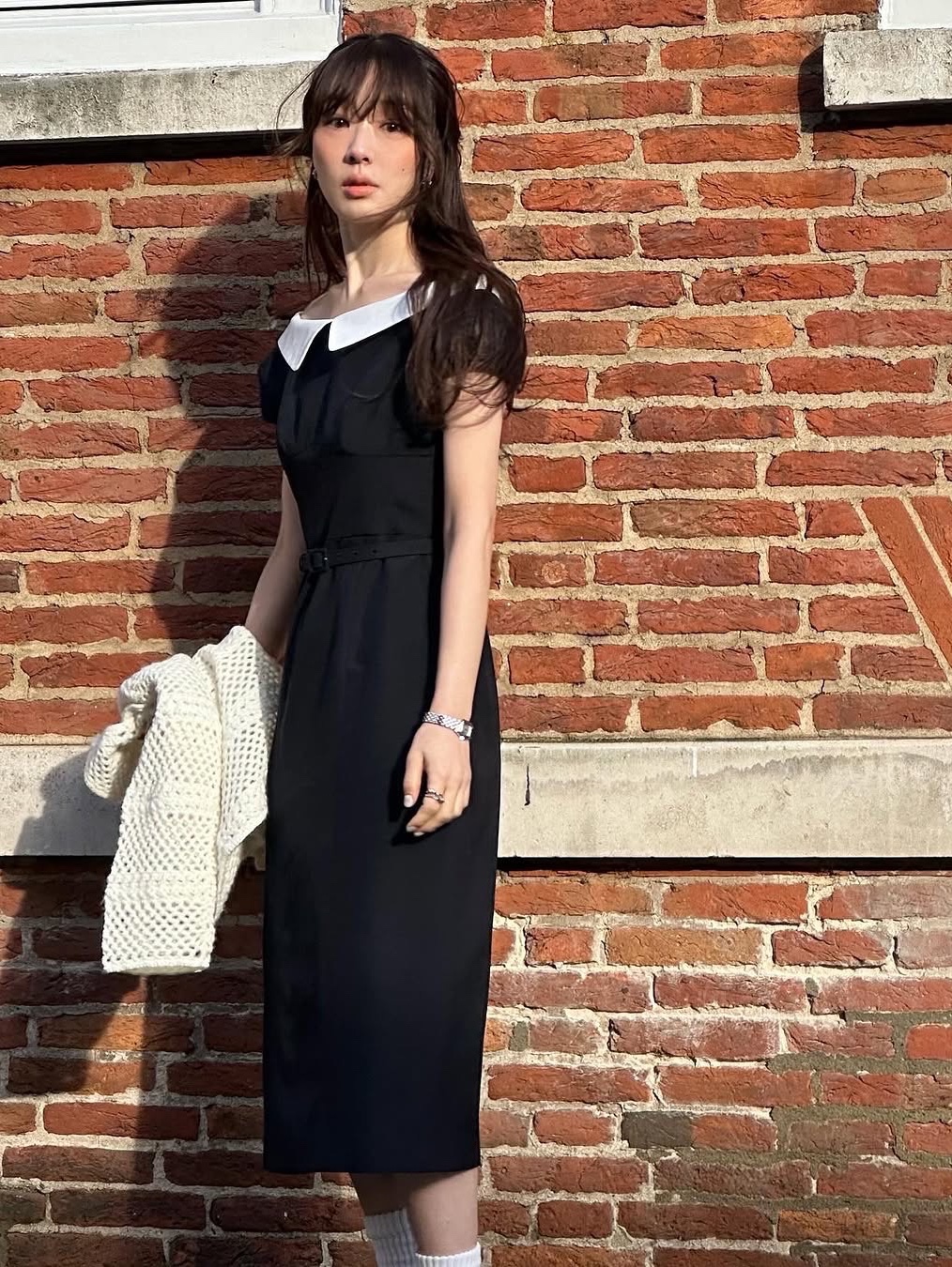 FLETTA Off shoulder Dress Navy, FLETTA Off shoulder Dress Gray 착용 스타일 - 1