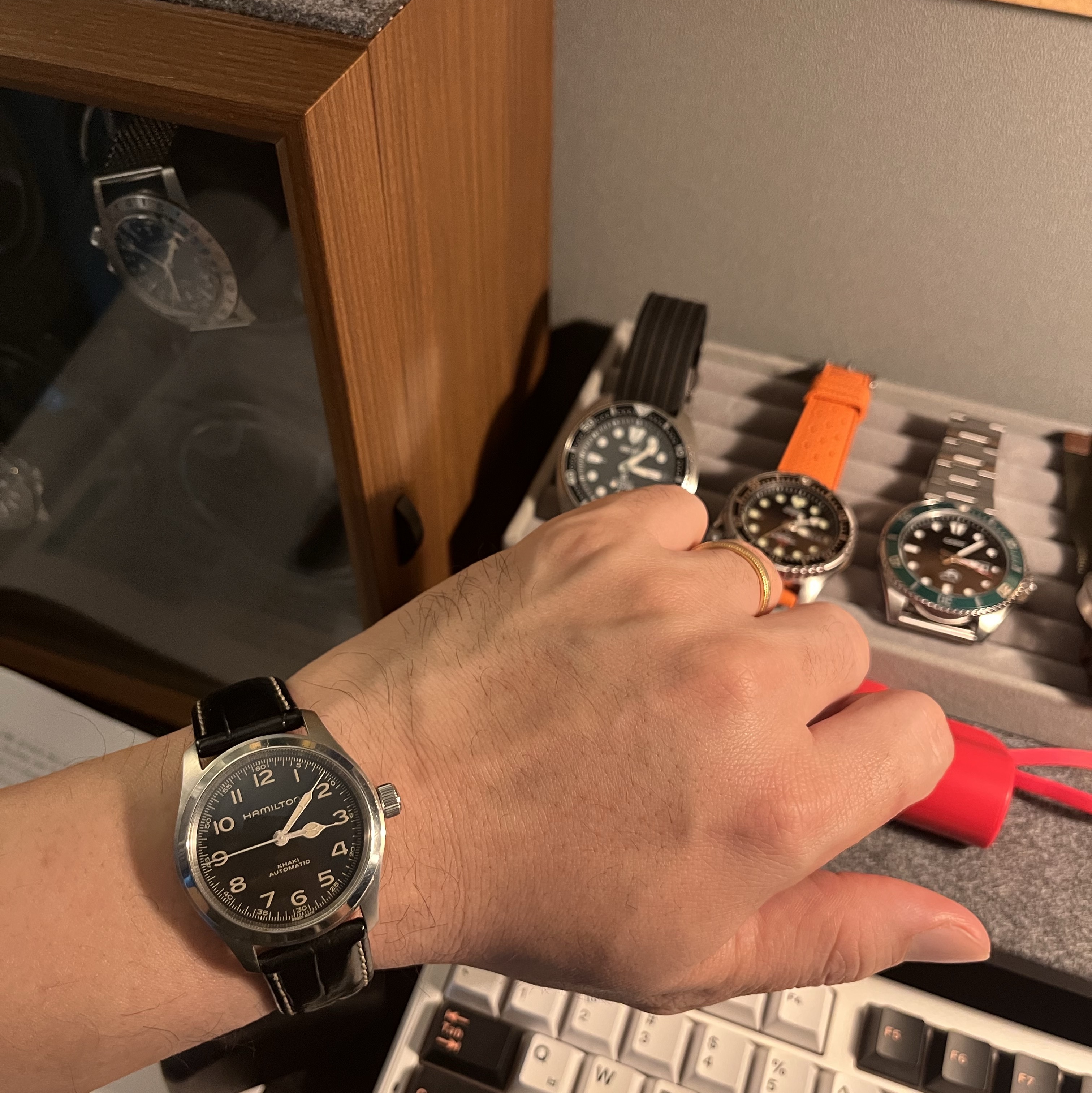Hamilton Khaki Field Murph 38mm Automatic Stainless Steel Leather Black 착용 스타일