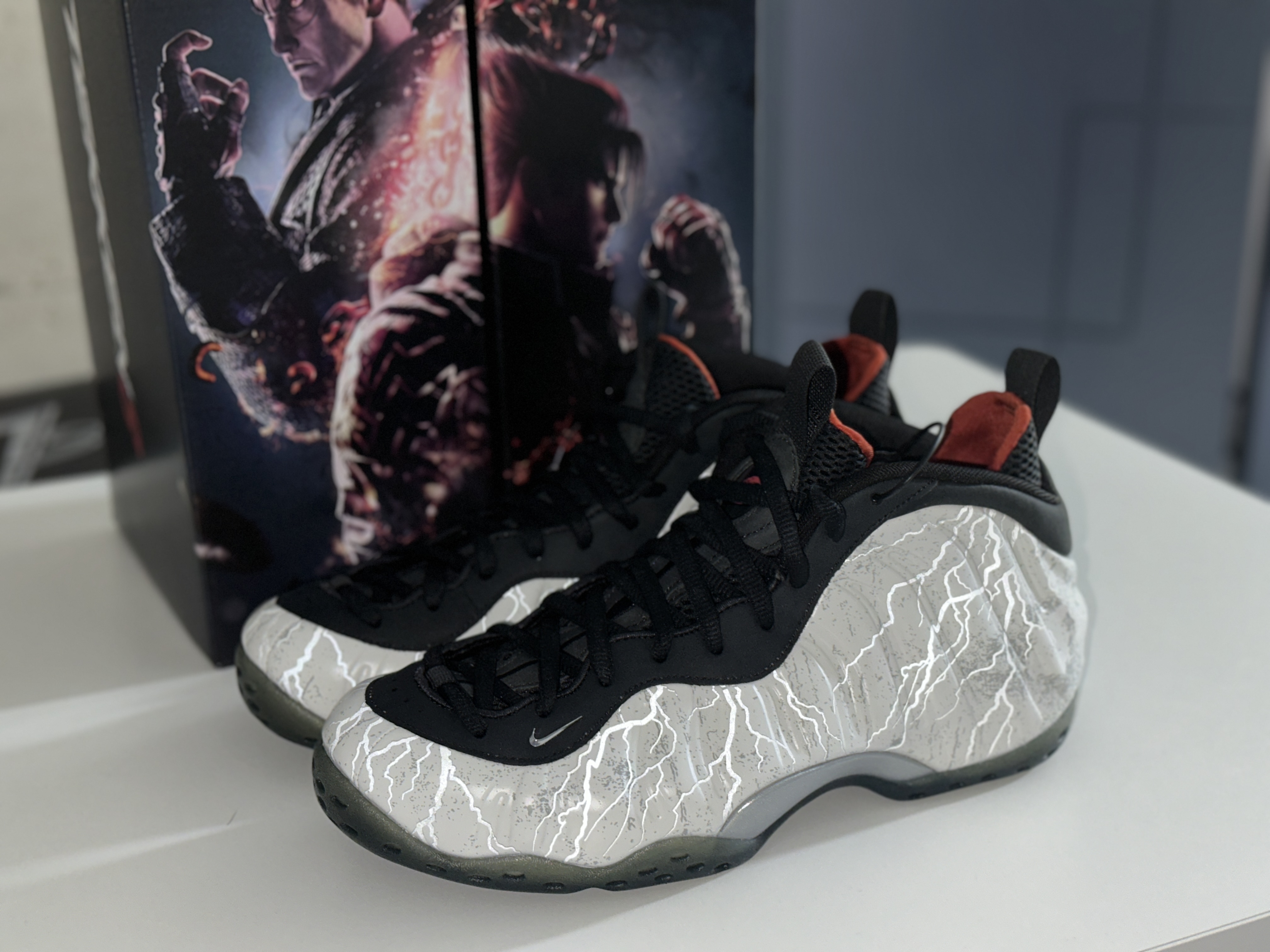 Nike x Tekken 8 Air Foamposite One PRM Jin 착용 스타일 - 1