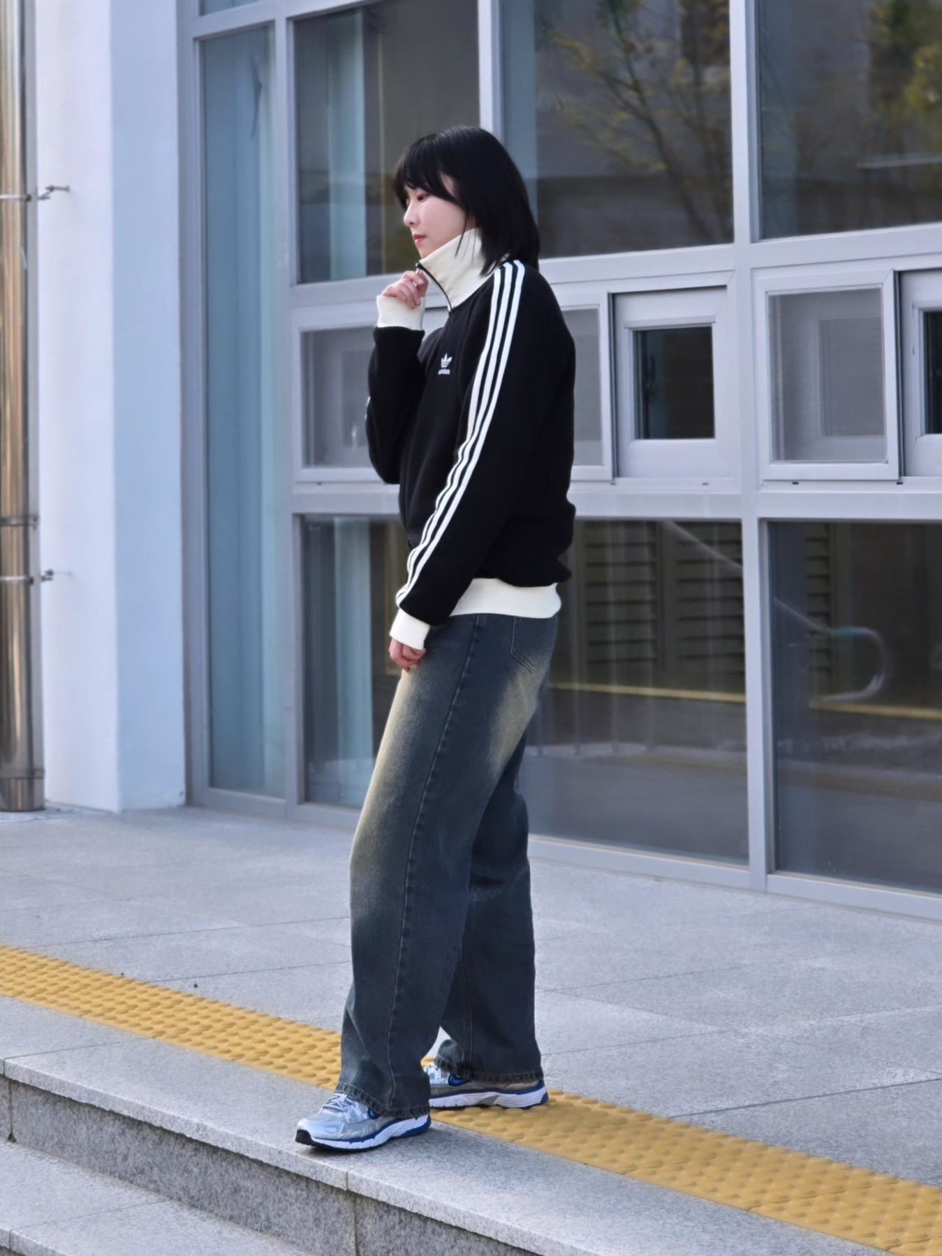 Adidas Waffle Beckenbauer Track Top Black - KR Sizing, (W) Nike P-6000 Laser Blue 착용 스타일 - 2