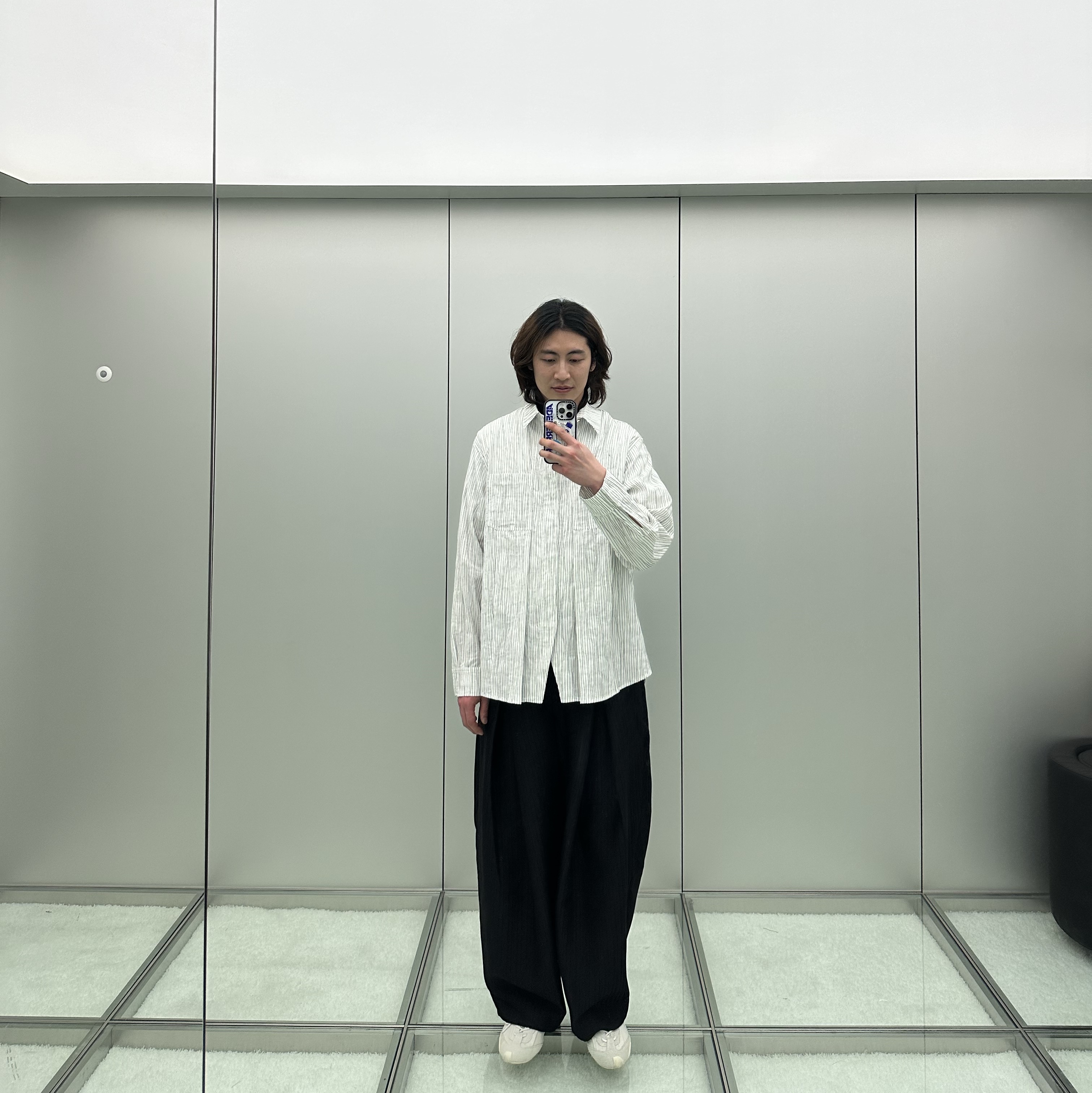 Ader Error Vassi Slacks Noir, Ader Error Skid Off White 착용 스타일 - 5