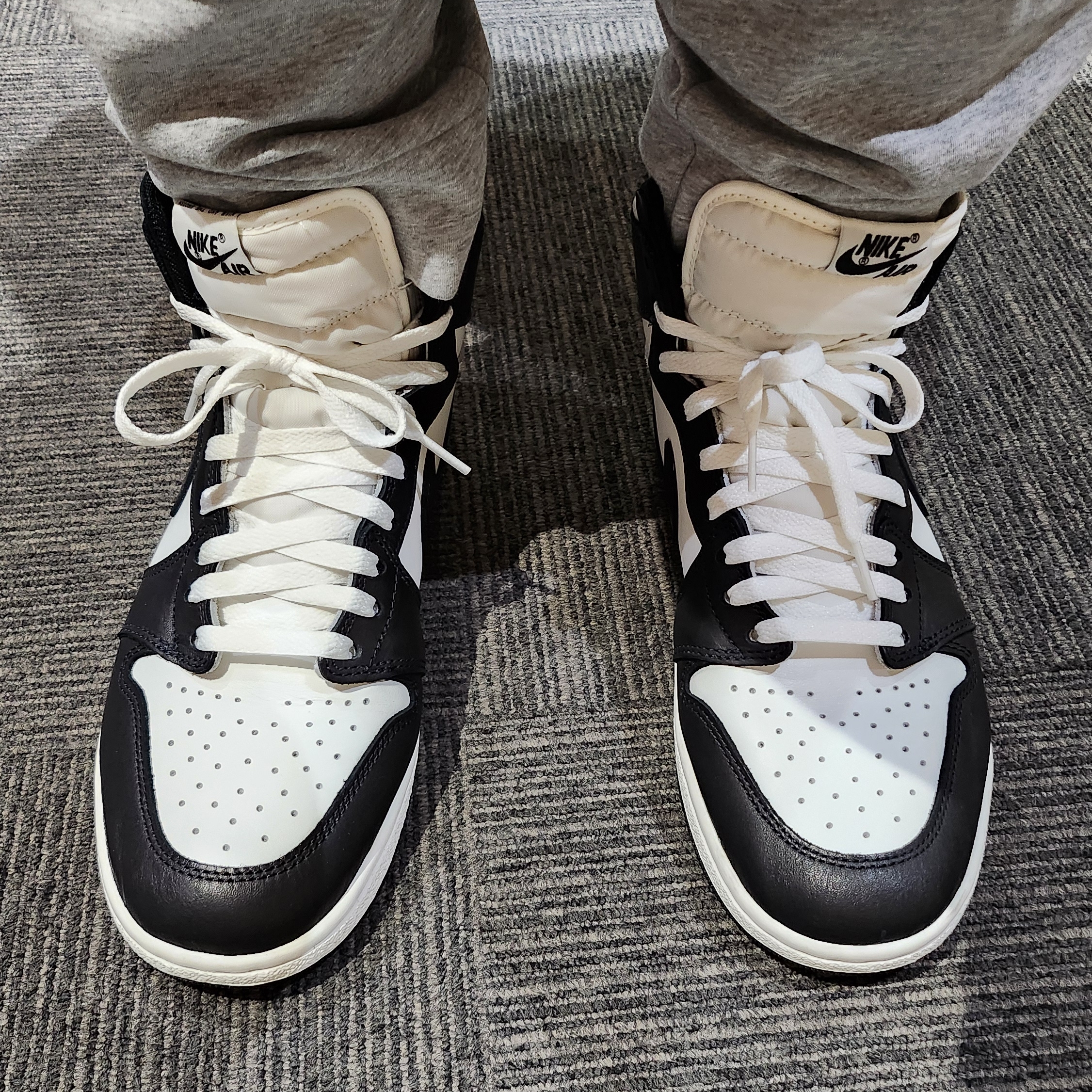 Jordan 1 High 85 Black White 착용 스타일 - 2