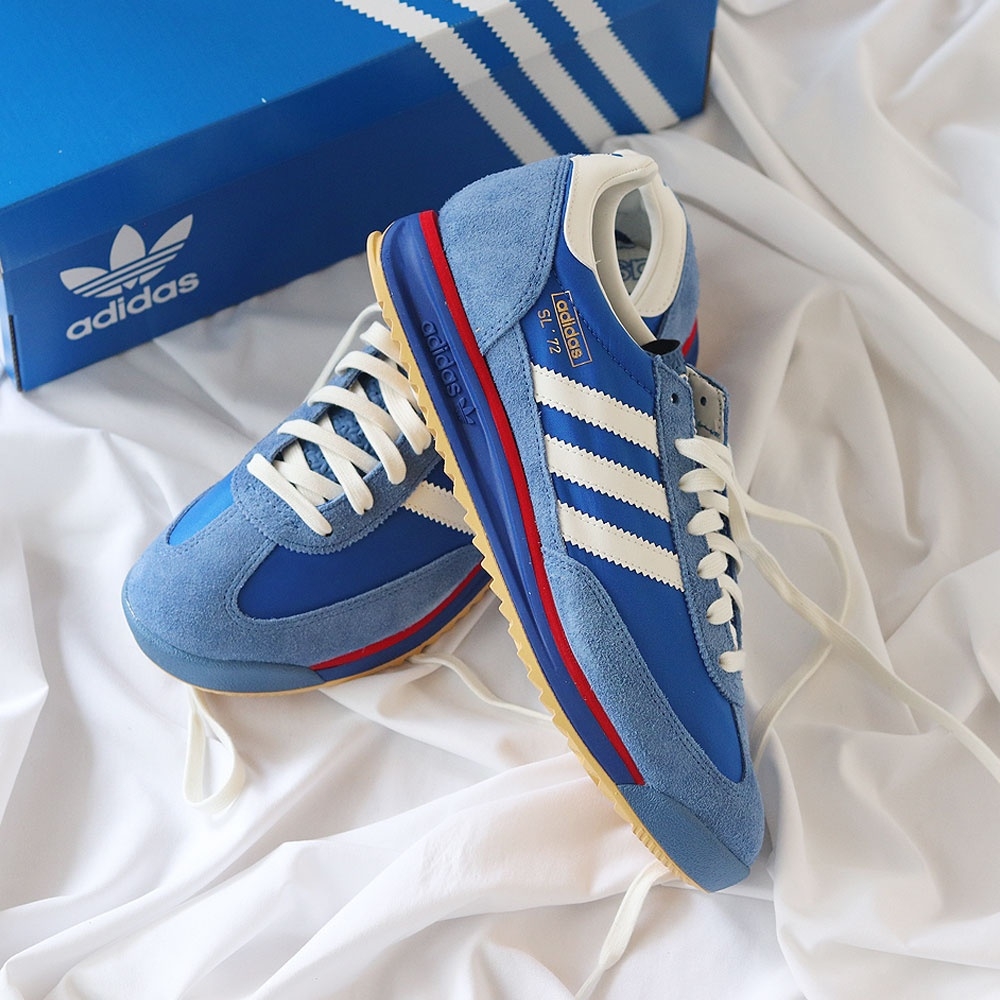 Adidas SL 72 RS Blue Core White 착용 스타일 - 1