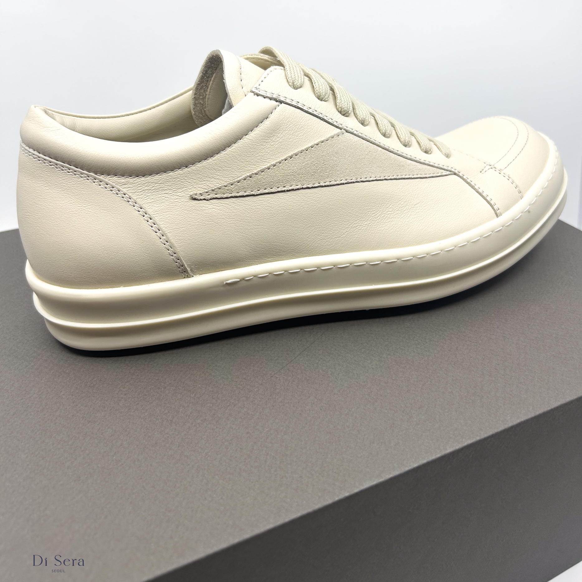 Rick Owens Lido Vintage Sneakers Milk 착용 스타일 - 1