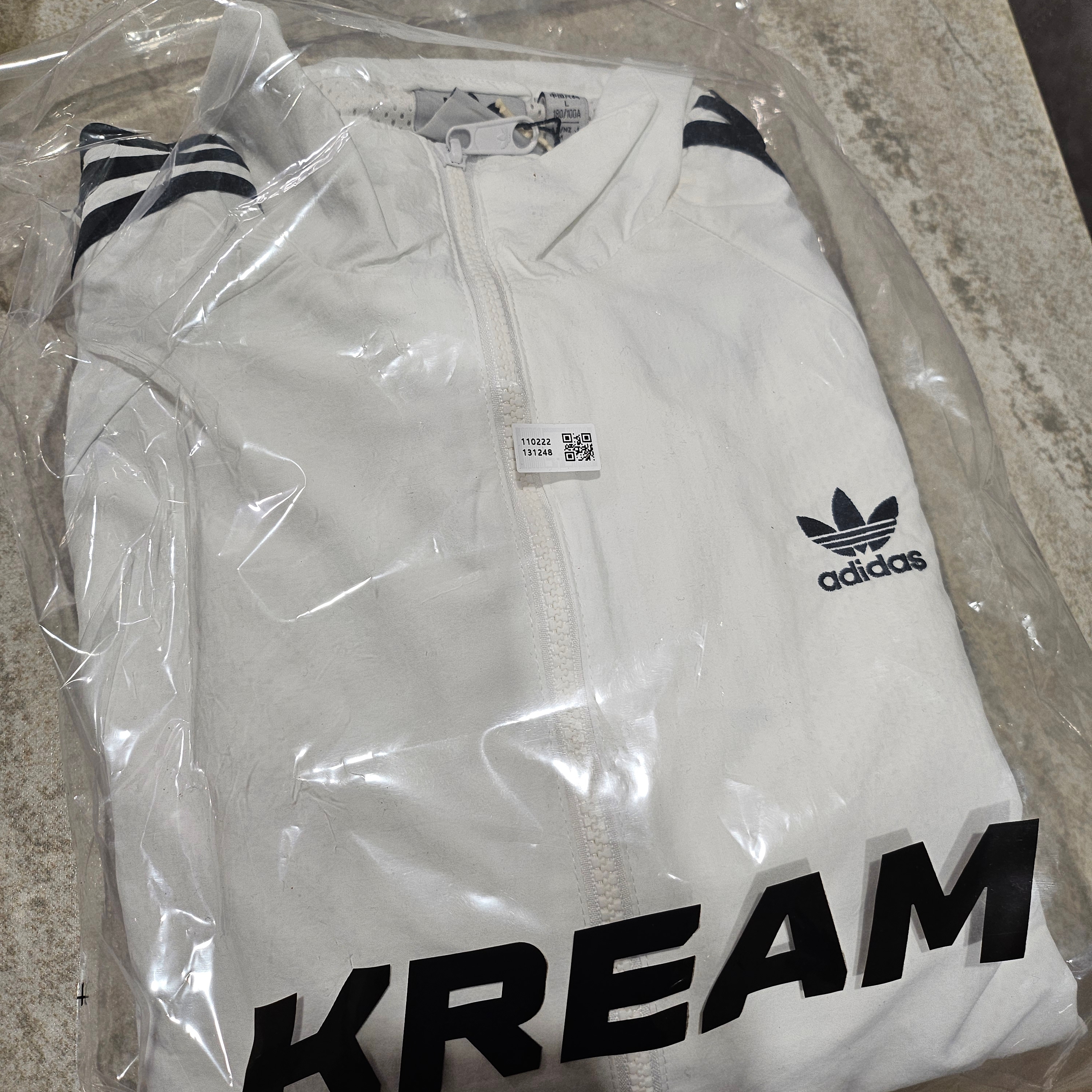 Adidas Archive Track Top White Black - KR Sizing 착용 스타일