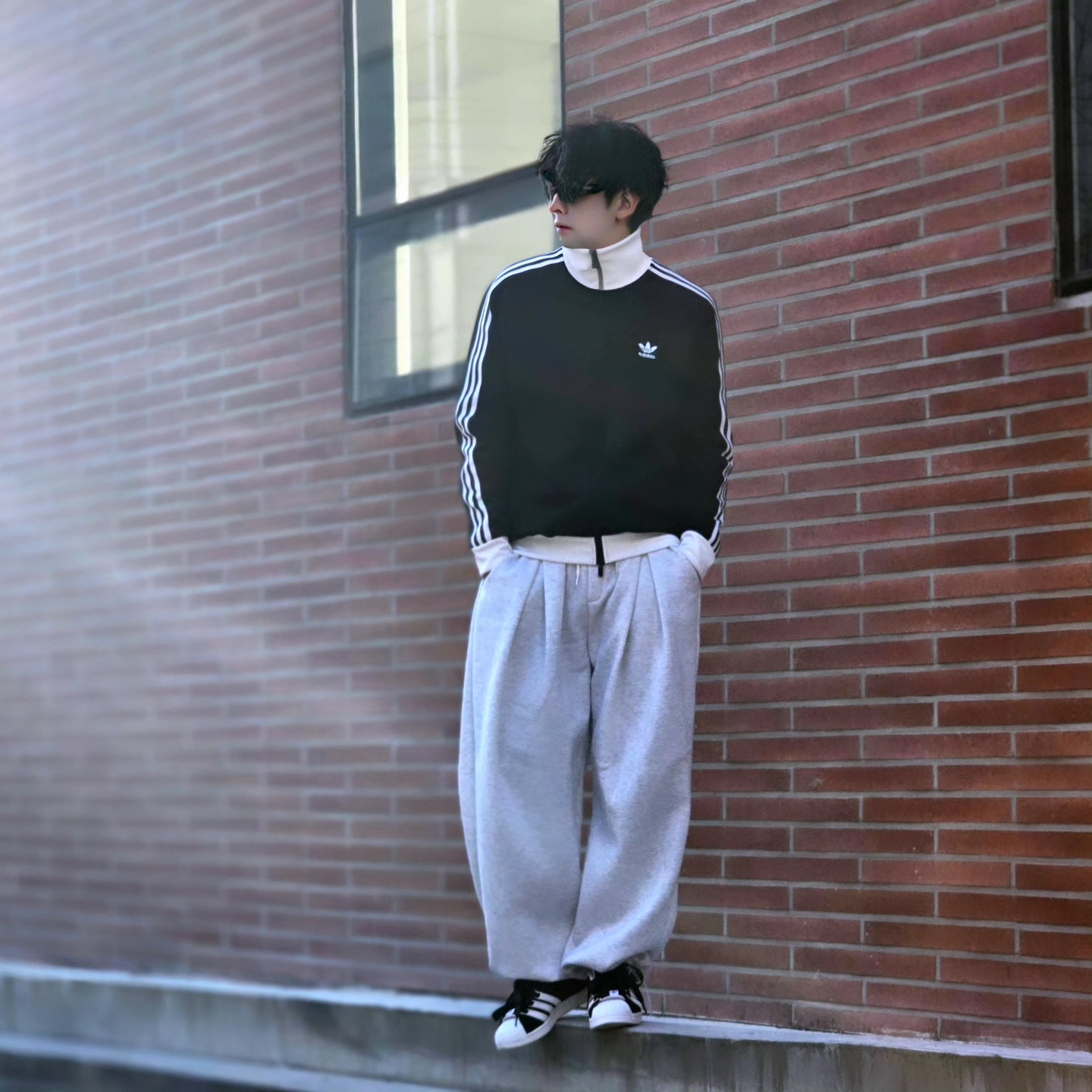 Adidas Adicolor Classics Beckenbauer Track Jacket Black - KR Sizing, Adidas Adicolor Classics Beckenbauer Track Jacket Black - US Sizing 착용 스타일 - 2