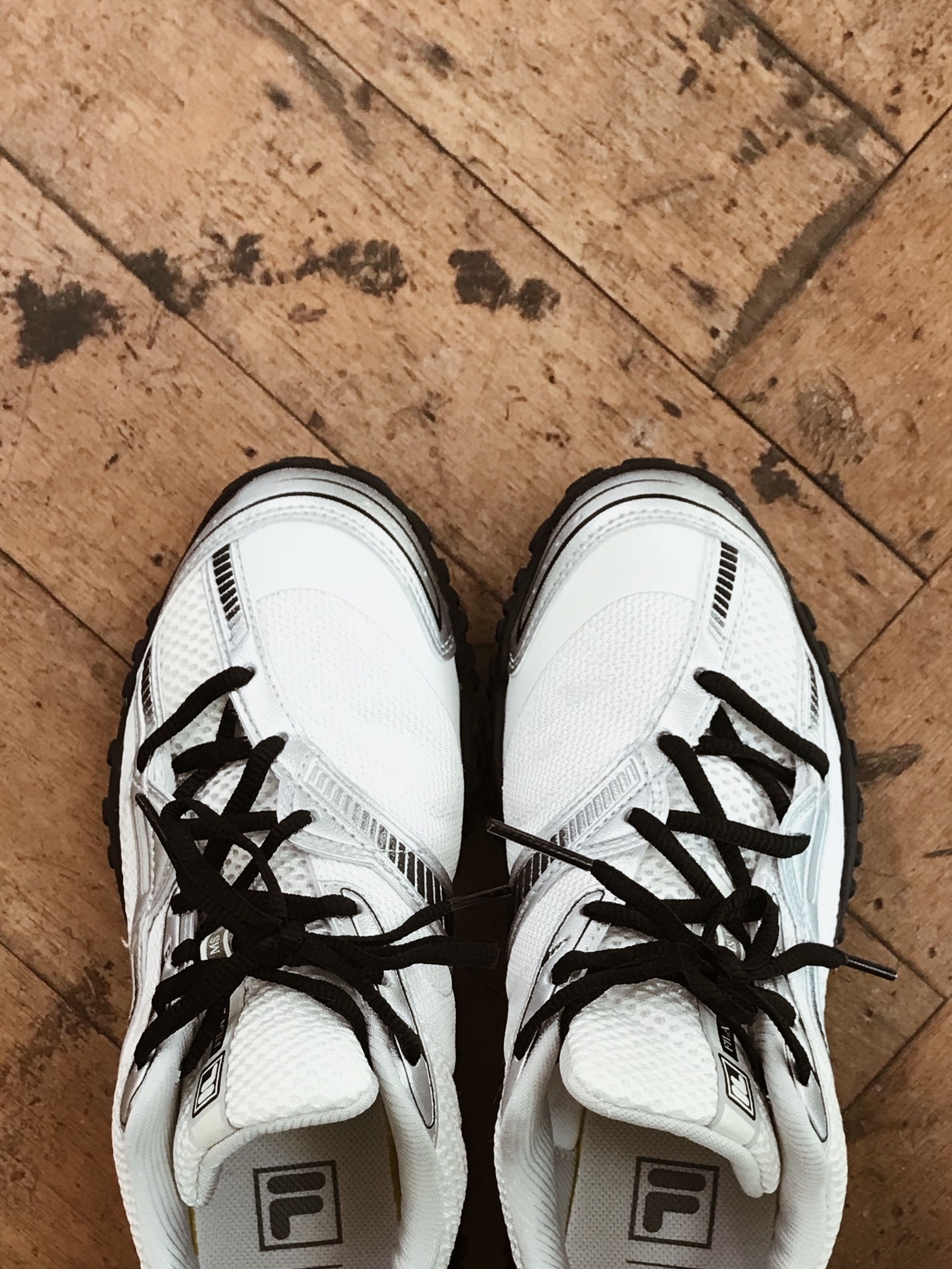 Fila Echappe v2 White Black 착용 스타일 - 2