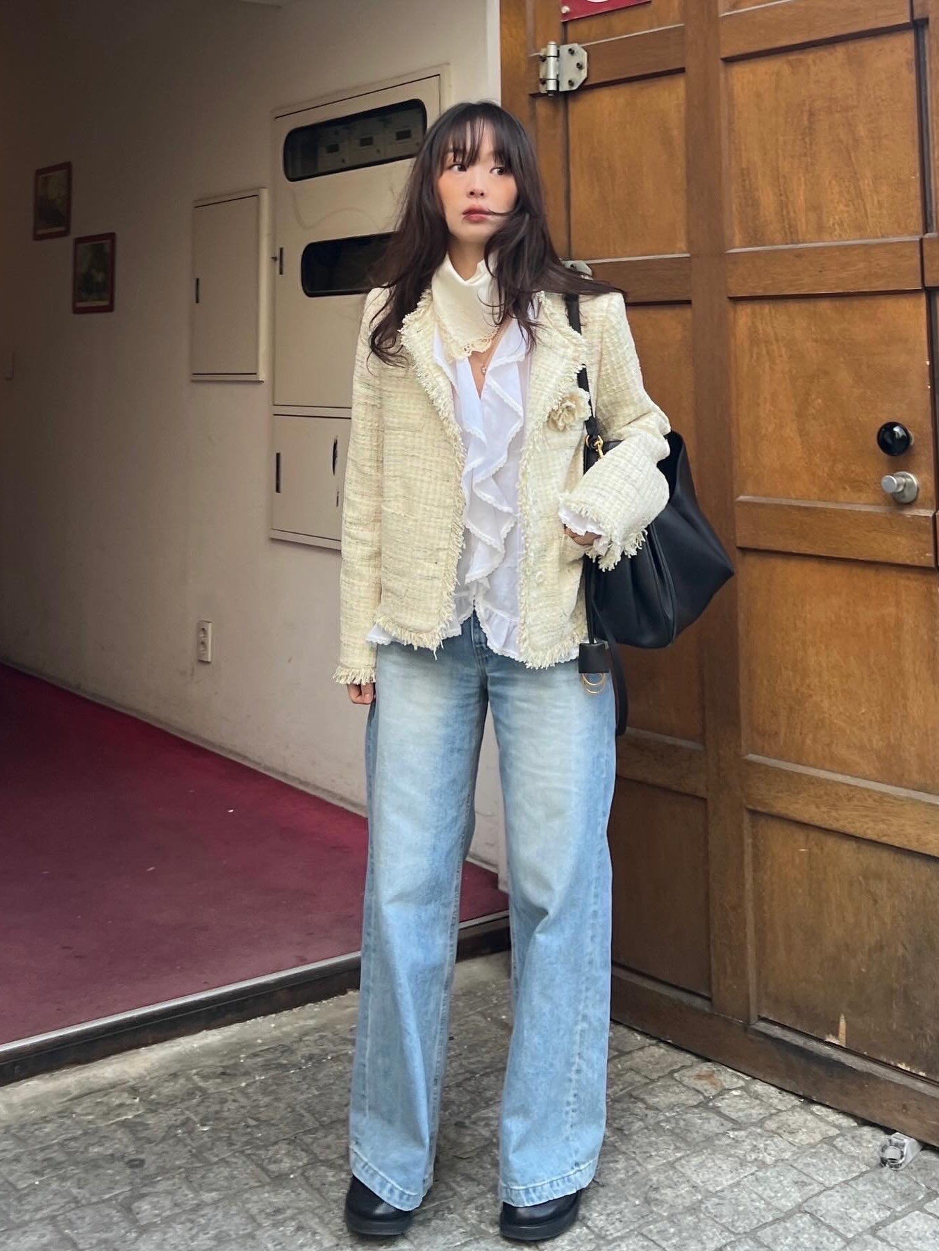 FLETTA Fringe Tweed Jacket with Corsage Mint, FLETTA Fringe Tweed Jacket with Corsage Cream 착용 스타일 - 1
