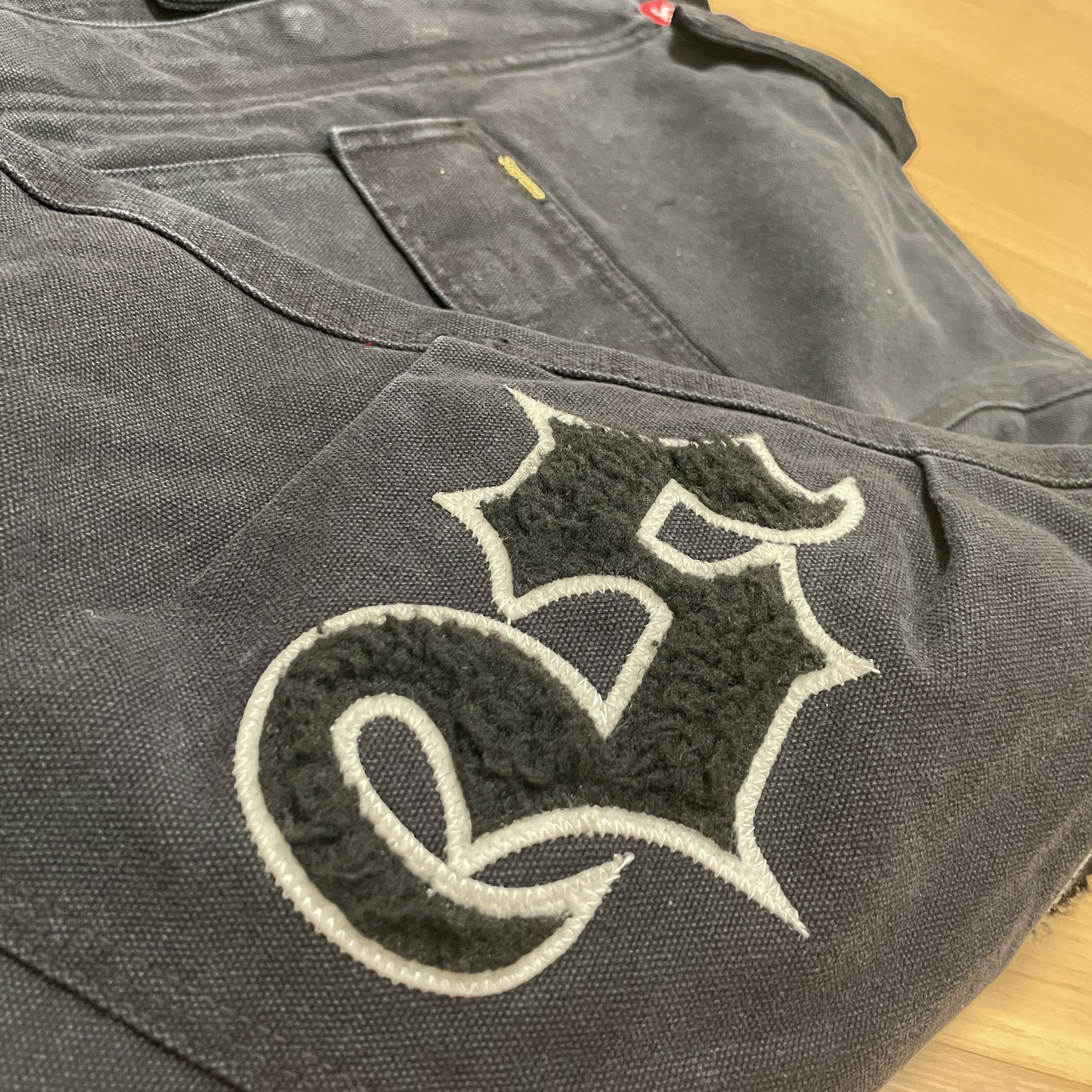 Supreme Old English Canvas Work Jacket Black - 25SS 착용 스타일 - 3