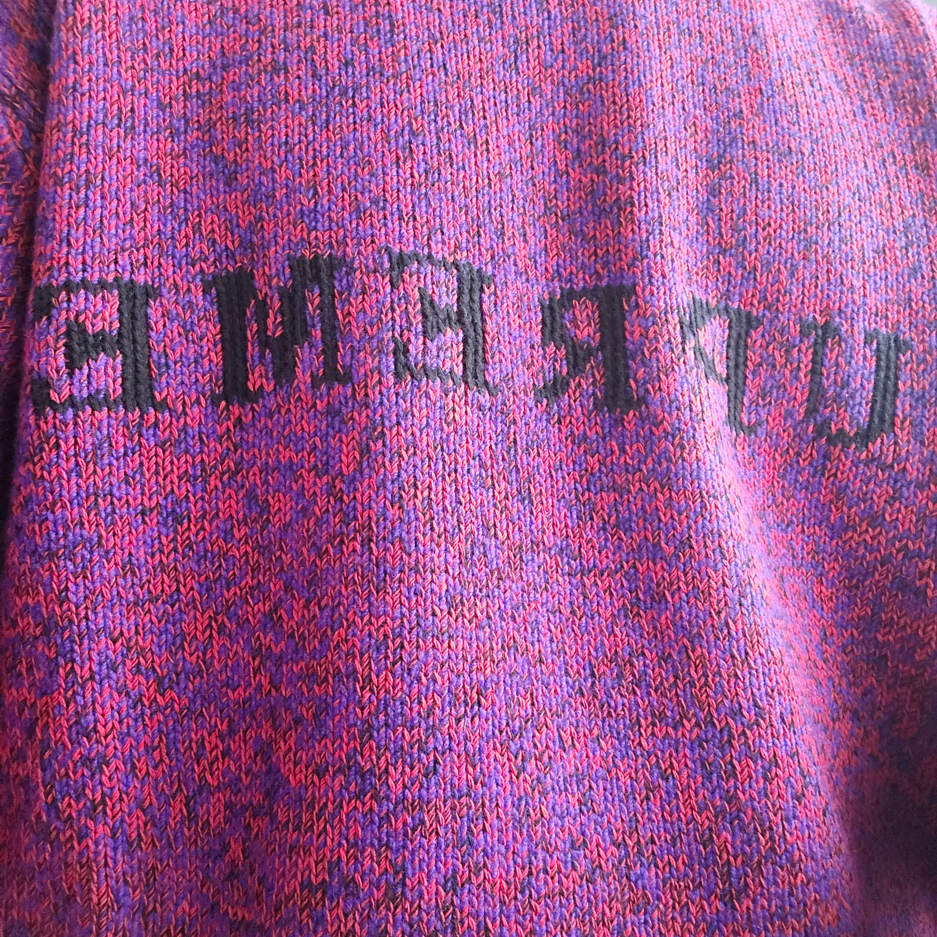 Supreme Contrast Logo Sweater Red Melange - 25SS, Stussy Basic Cuff Beanie Black 착용 스타일 - 3