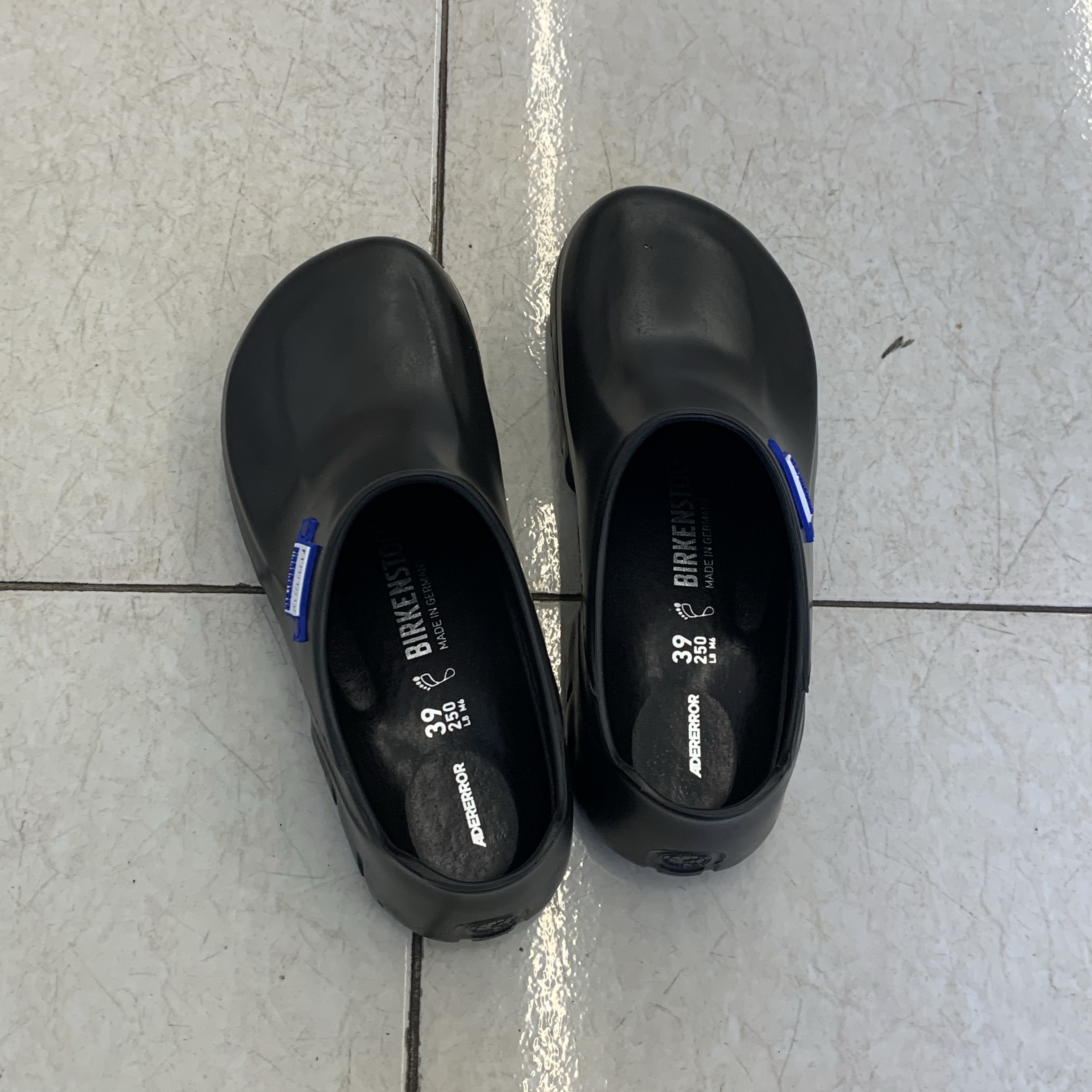 Birkenstock x Ader Error A630 Black 착용 스타일 - 2