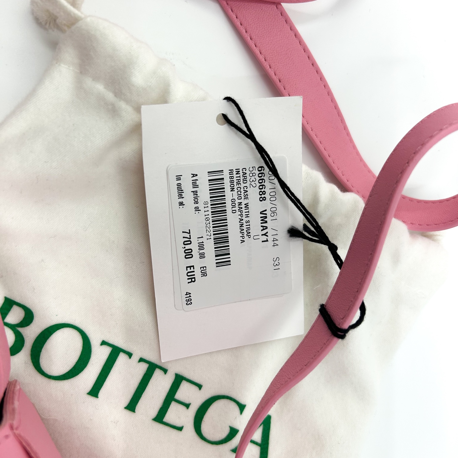 Bottega Veneta Candy Cassette Ribbon 착용 스타일 - 2