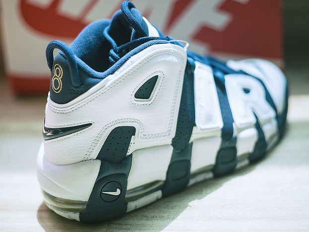 Nike Air More Uptempo Olympic 2016 착용 스타일