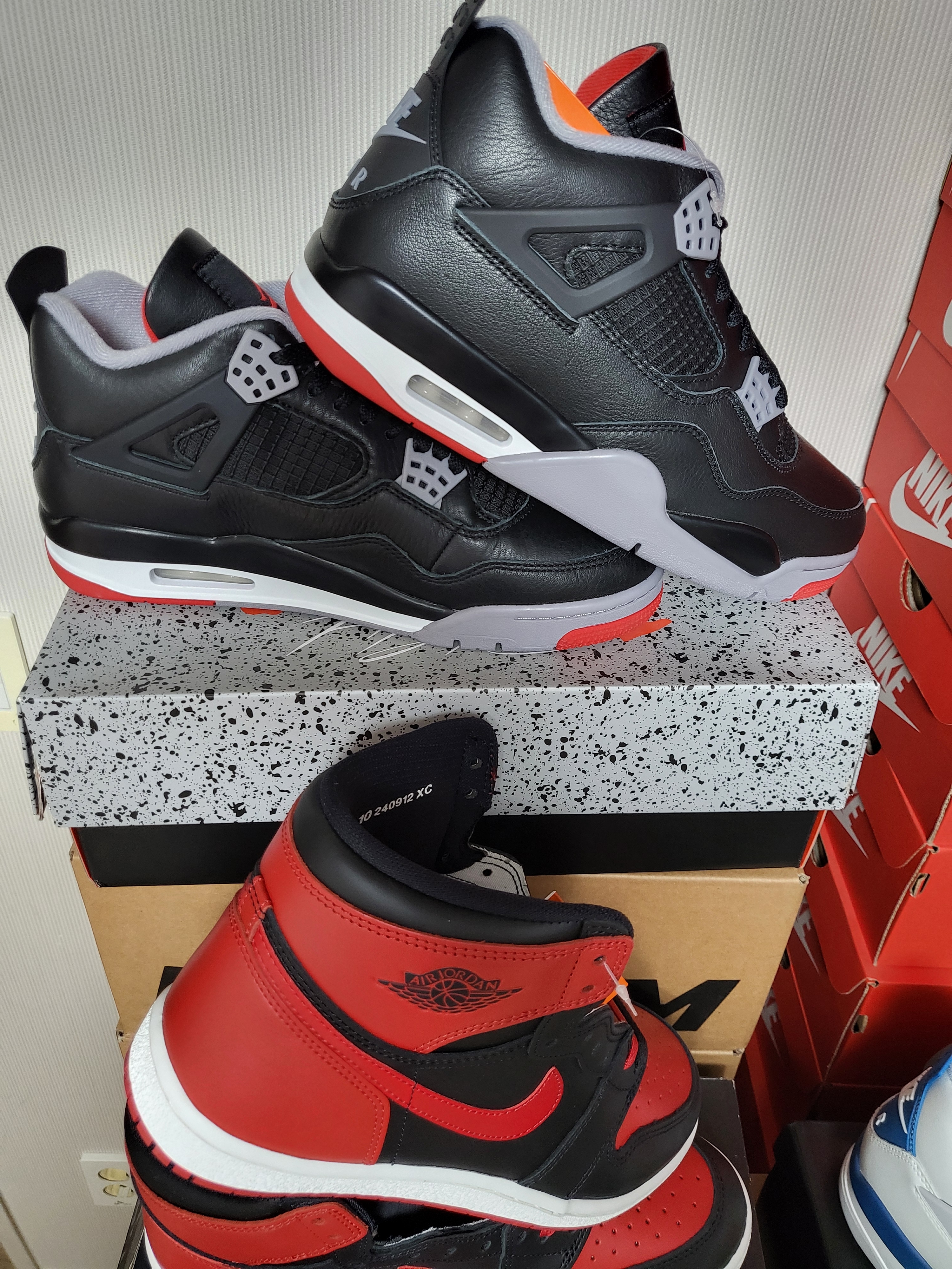 Jordan 1 High 85 Bred, Jordan 4 Retro Bred Reimagined 착용 스타일 - 2