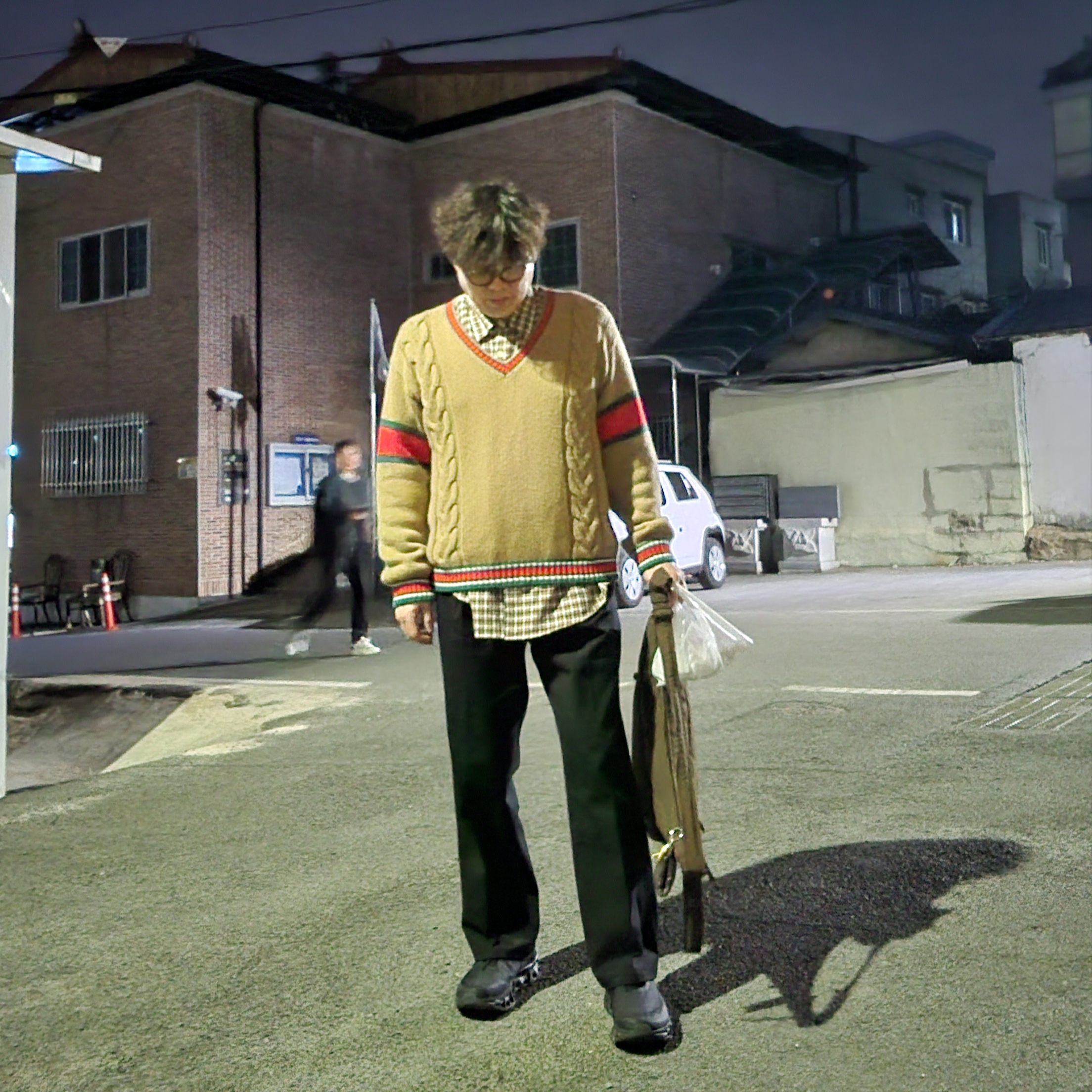 On Running x Post Archive Faction (Paf) Cloudmonster 2 Black Magnet 착용 스타일 - 2