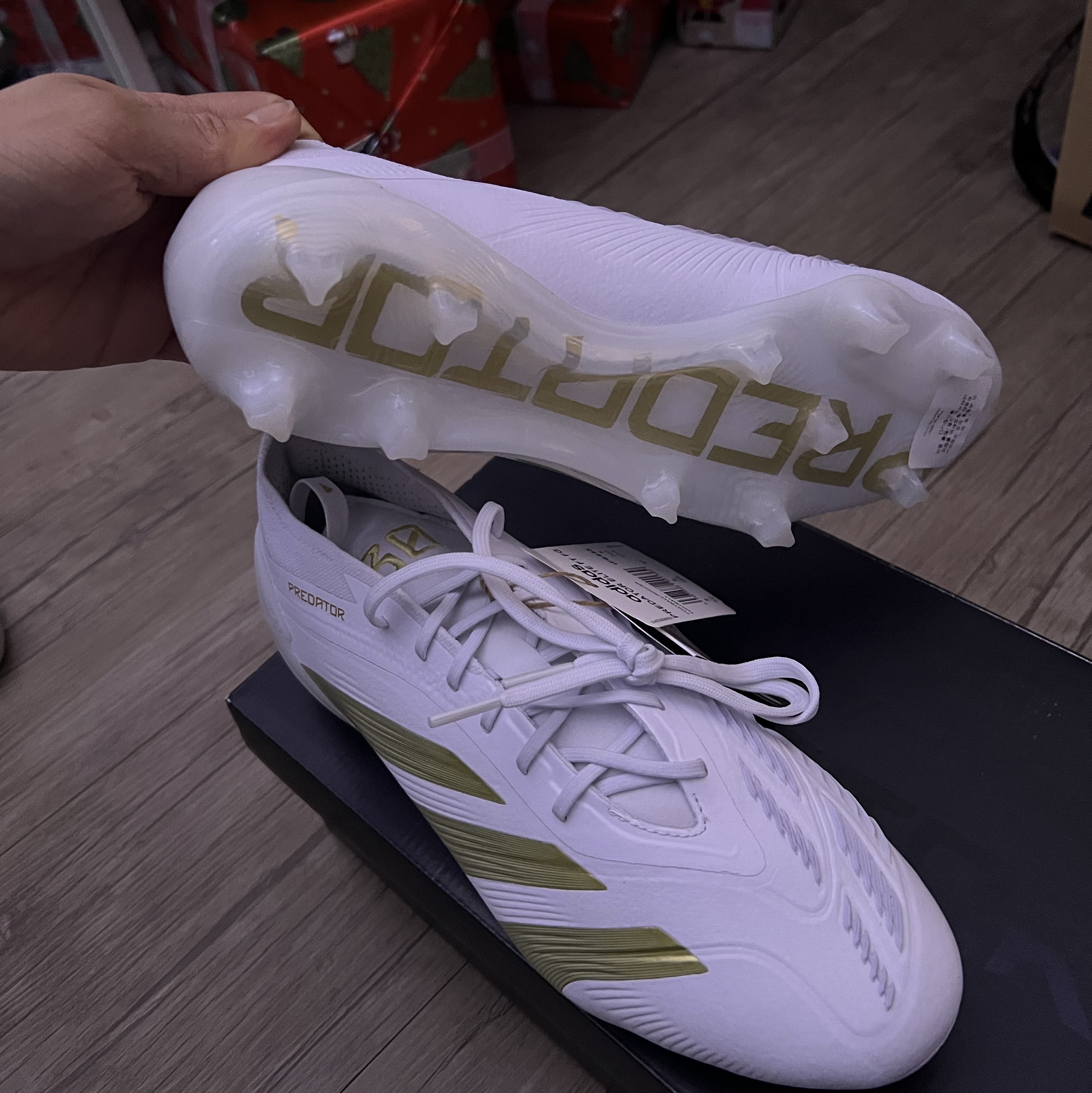 Adidas Predator Elite Foldover Tongue FG Cloud White Gold Metallic 착용 스타일 - 2