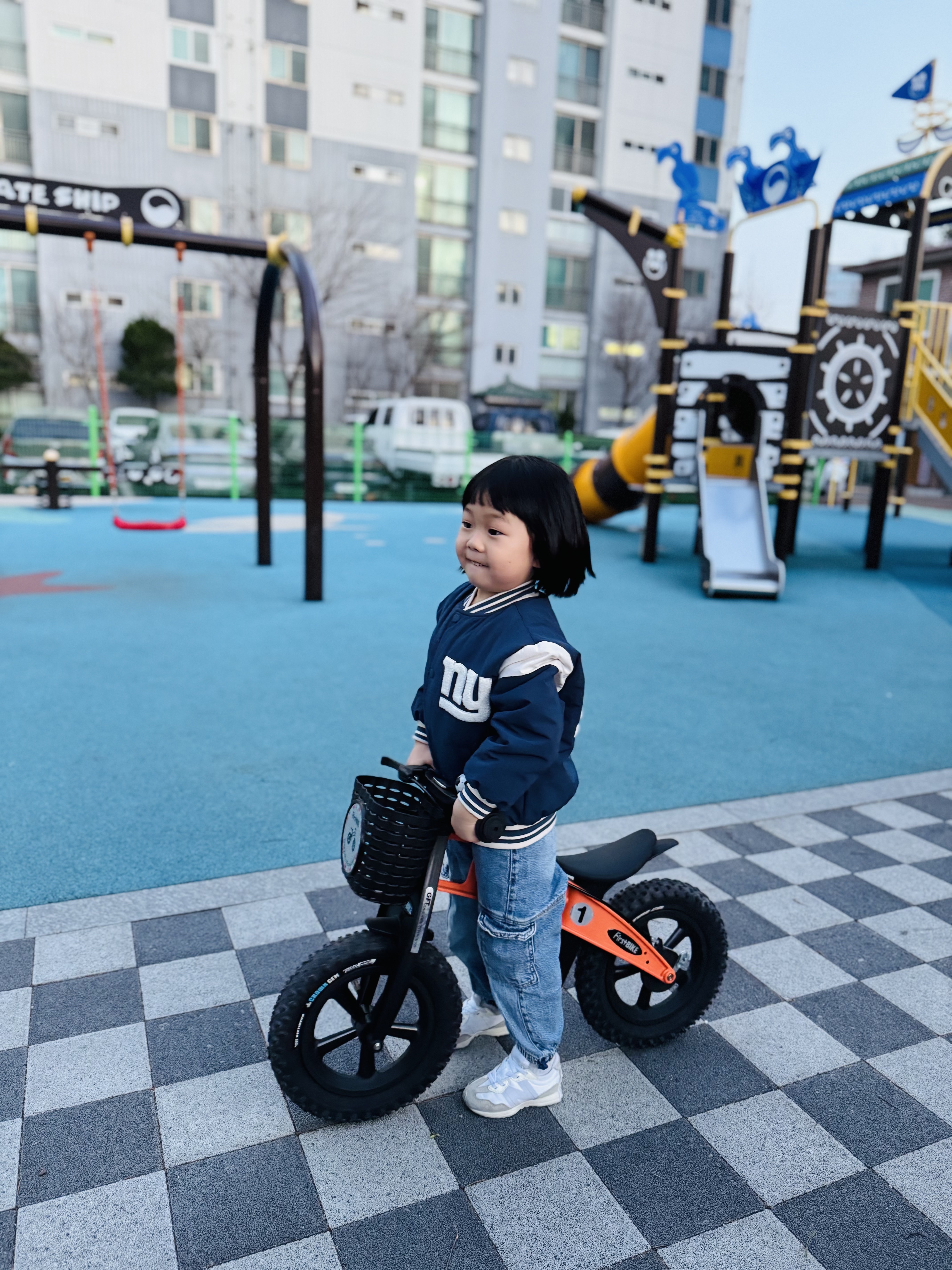 (TD) New Balance 327 Moonbeam - W Wide 착용 스타일 - 5