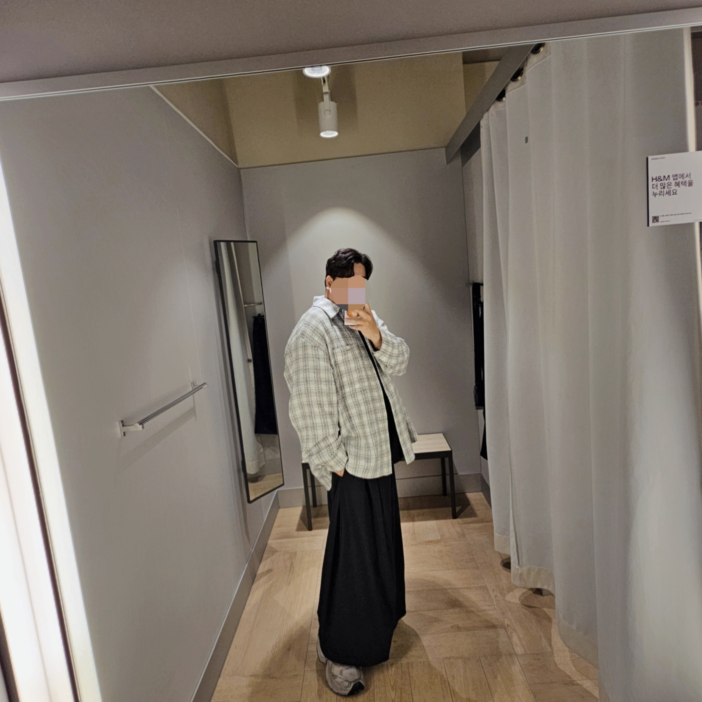 Wooyoungmi Tweed Check Shirt White - 25SS, Balenciaga 6XL Sneakers Taupe Gray 착용 스타일