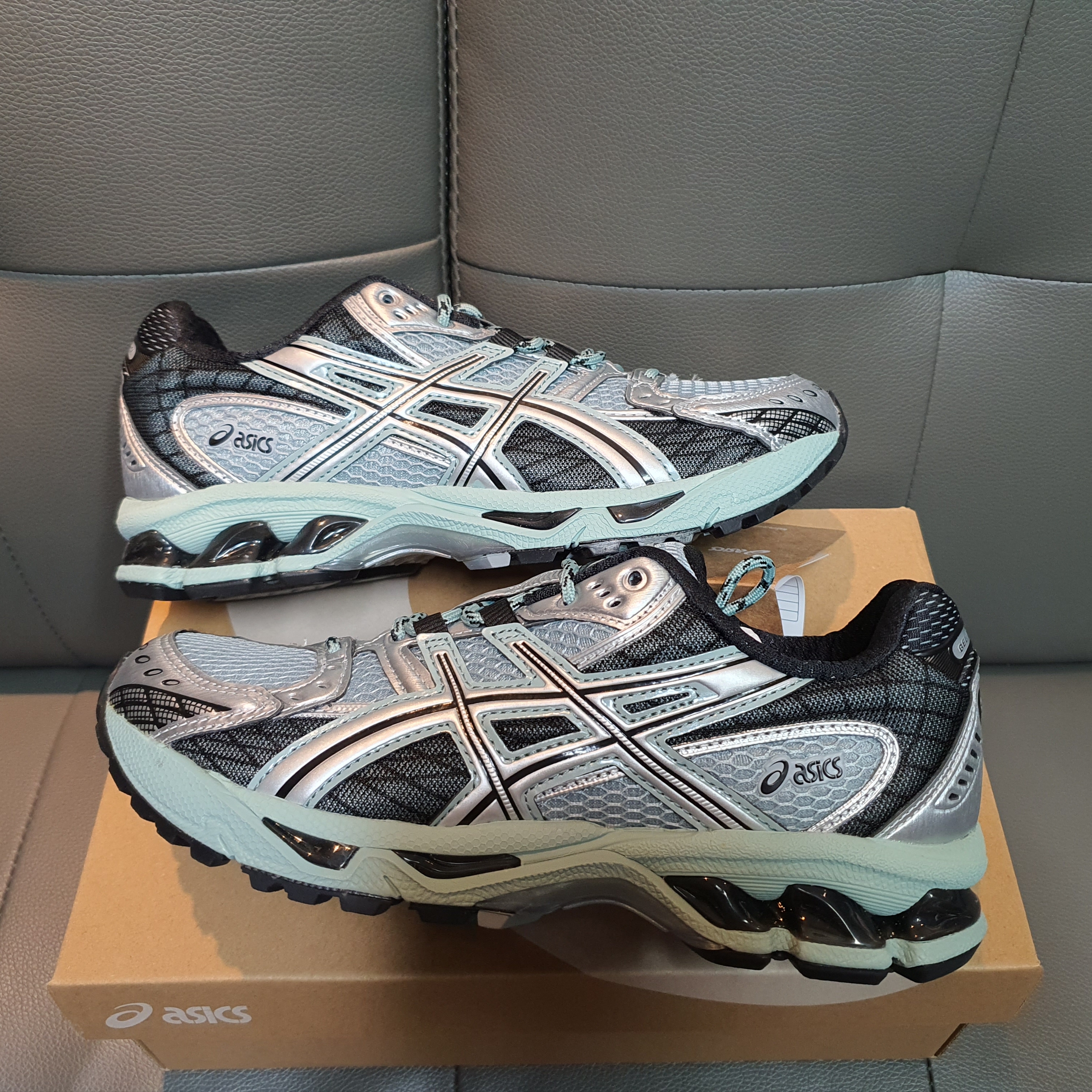Asics Gel-Nimbus 10.1 Ocean Haze Pure Silver 착용 스타일