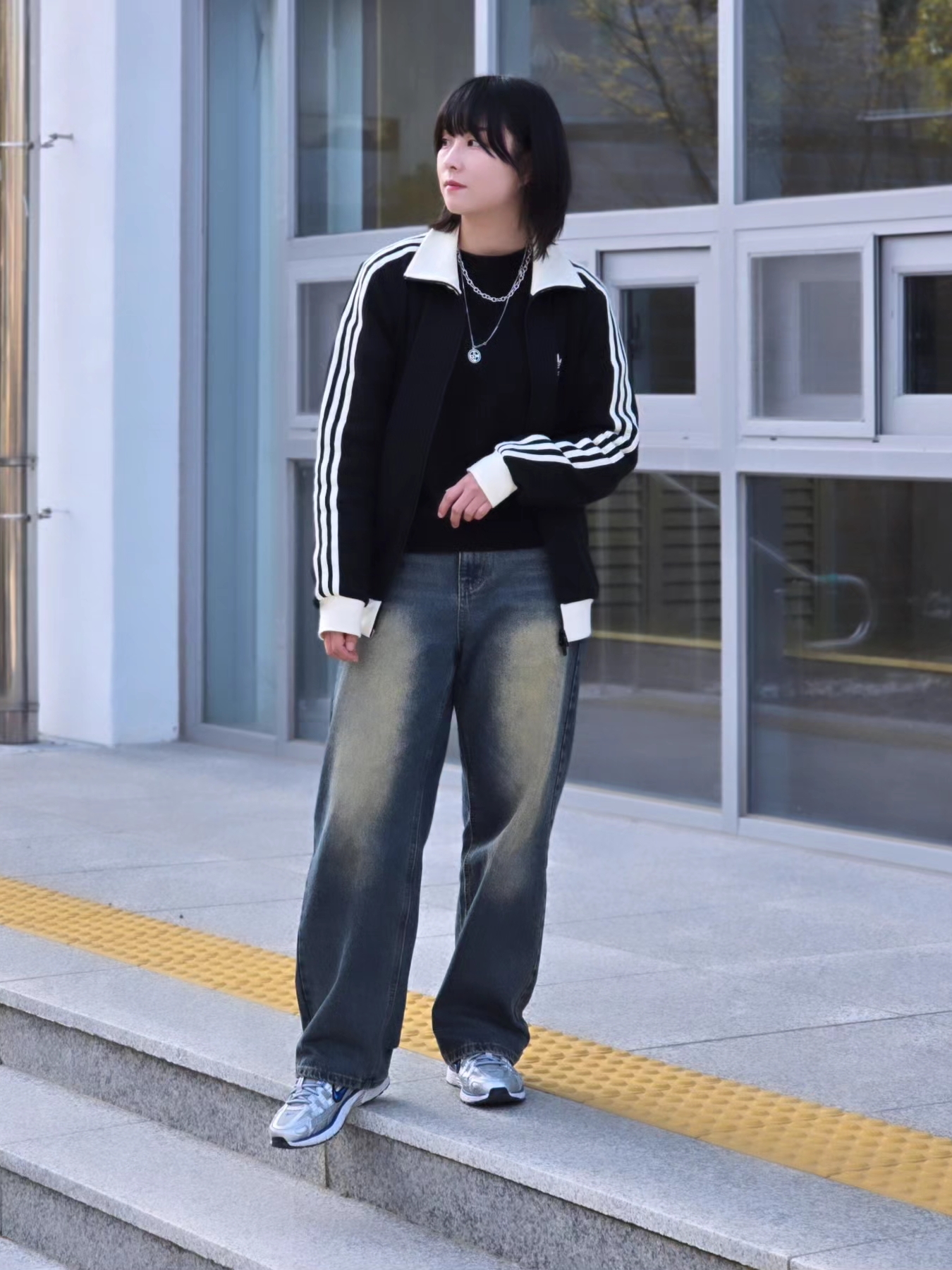 Adidas Waffle Beckenbauer Track Top Black - KR Sizing, (W) Nike P-6000 Laser Blue 착용 스타일 - 1